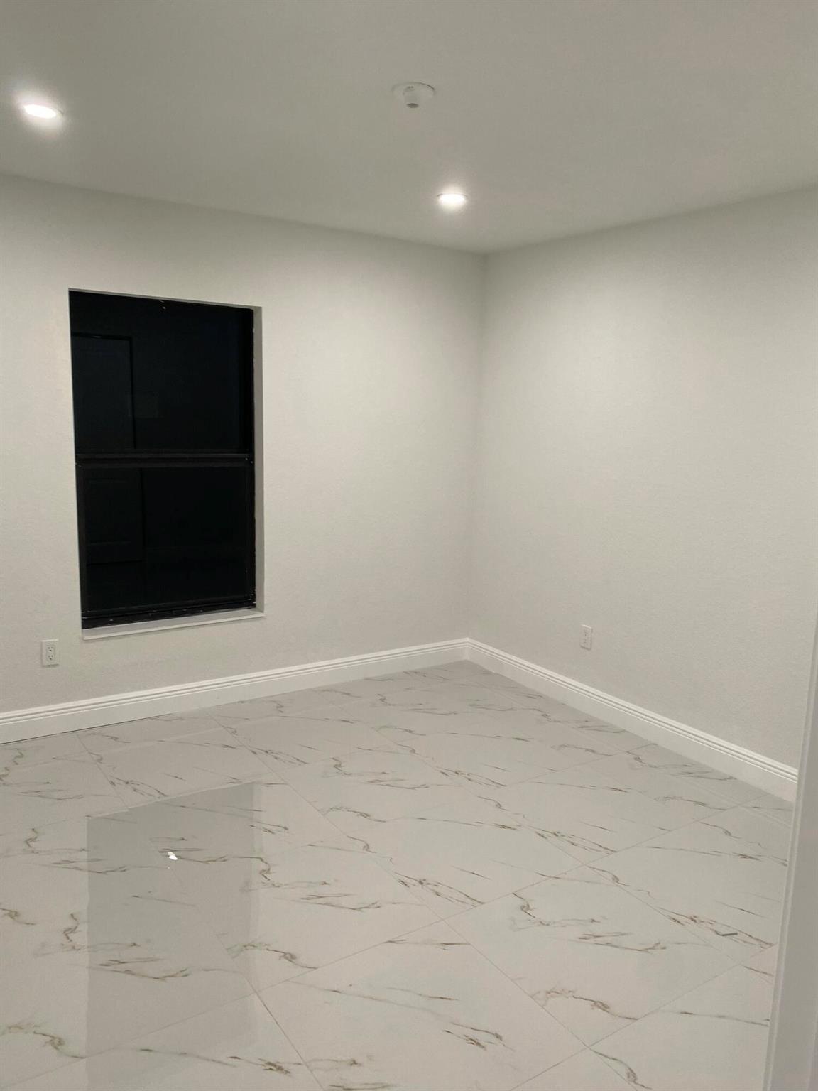 BOOKER PARK - Residential Income