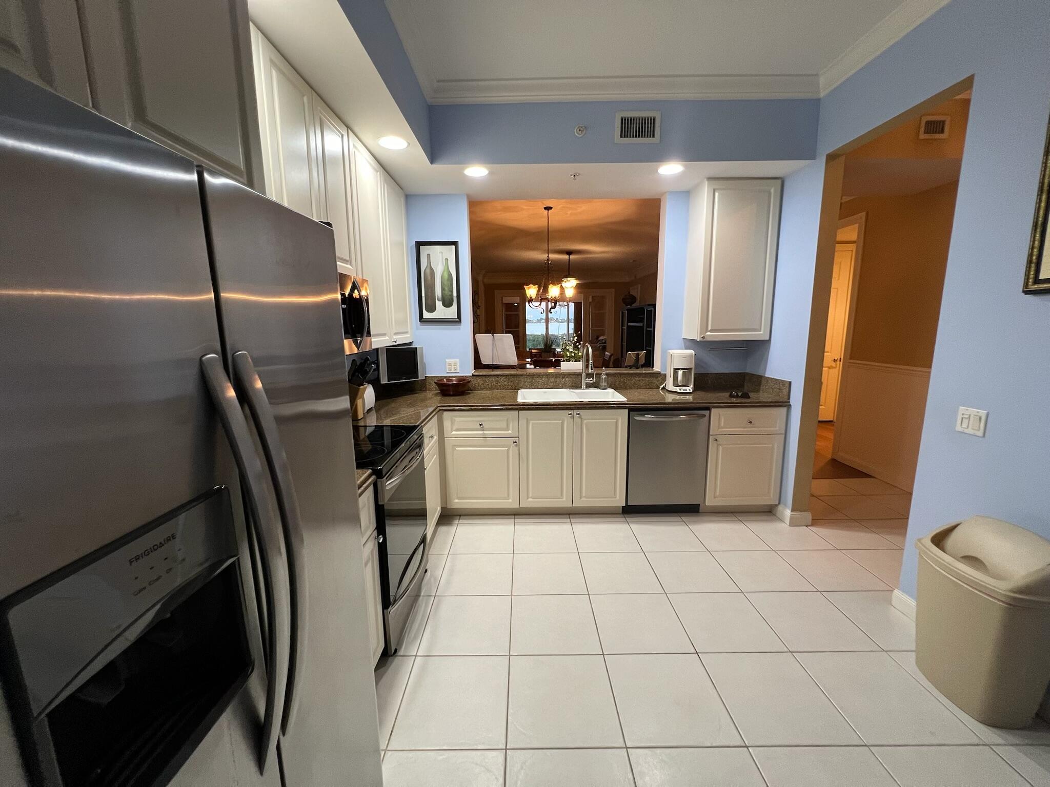 HARBOUR ISLE - Residential