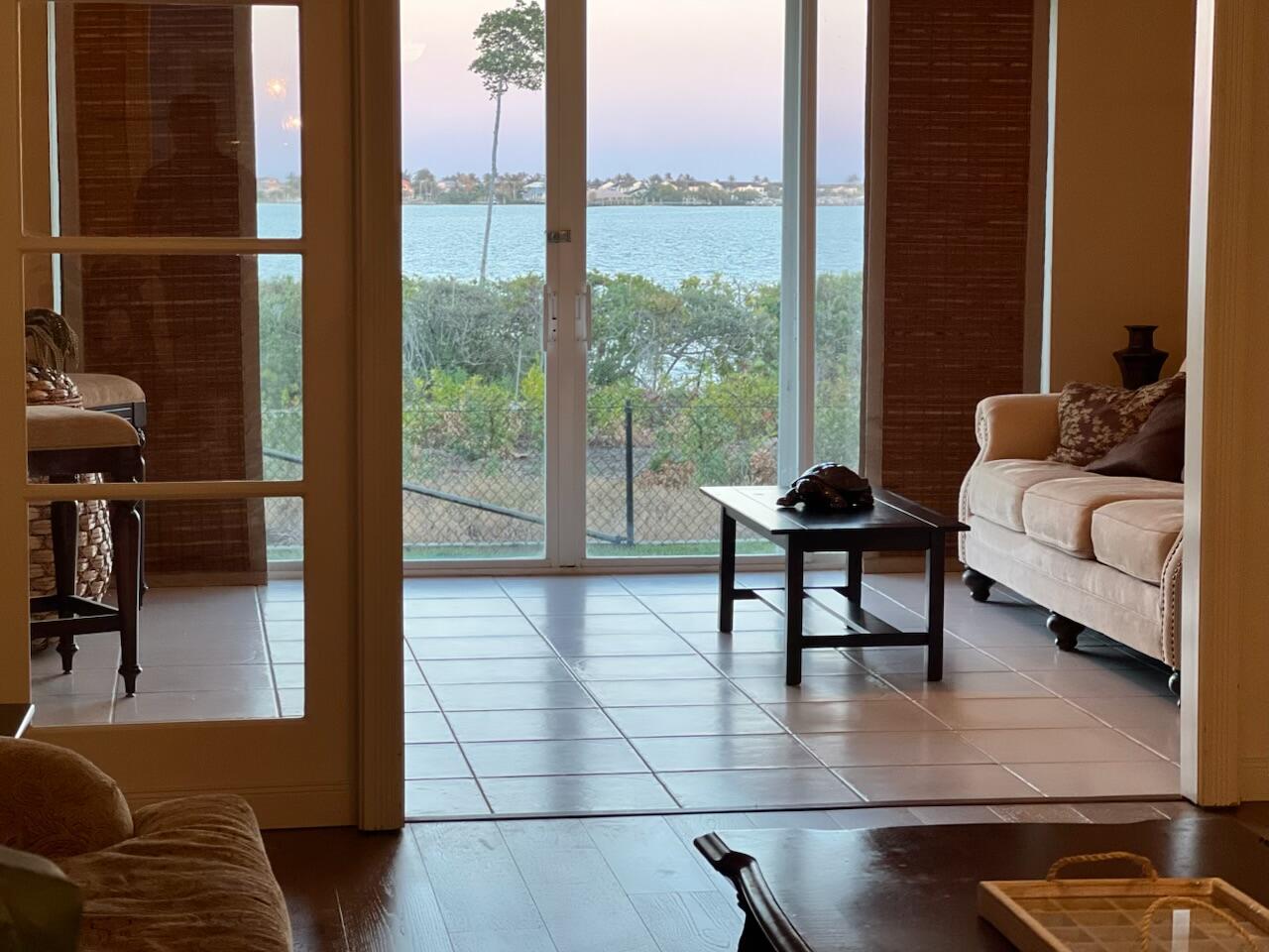 HARBOUR ISLE - Residential