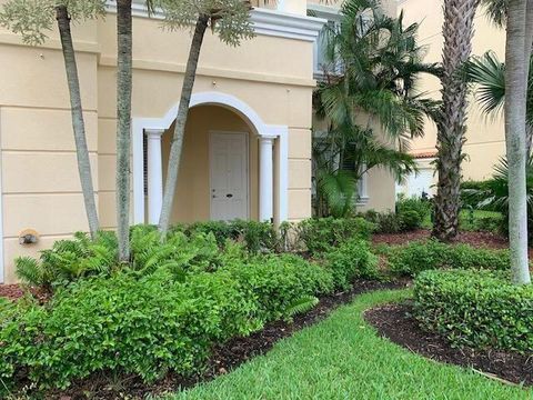 Photo of 20 W Harbour Isle Dr DR W #106, Fort Pierce, FL 34949 (MLS # B26024640)