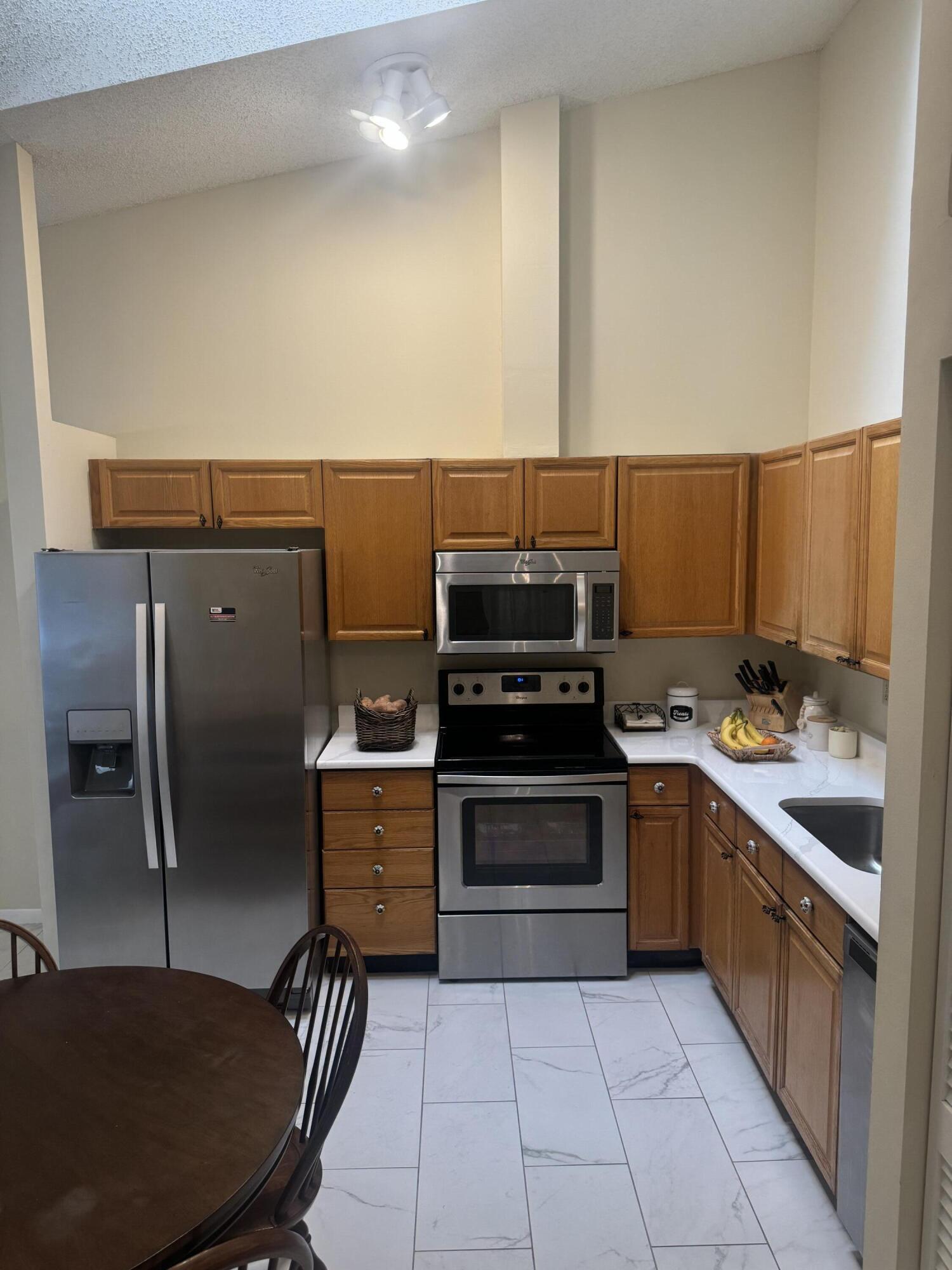 VILLAS OF GLENGARY - Residential