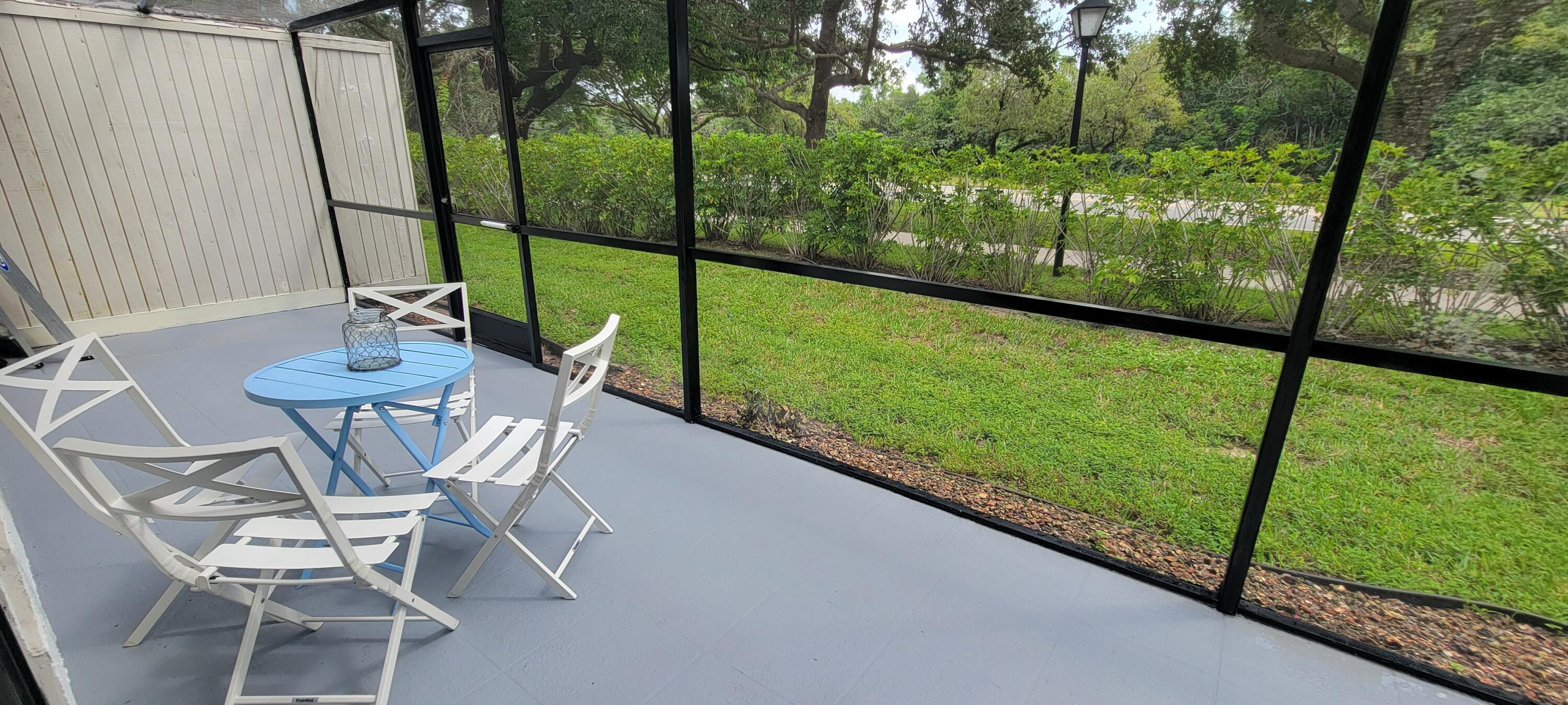 VILLAS OF GLENGARY - Residential