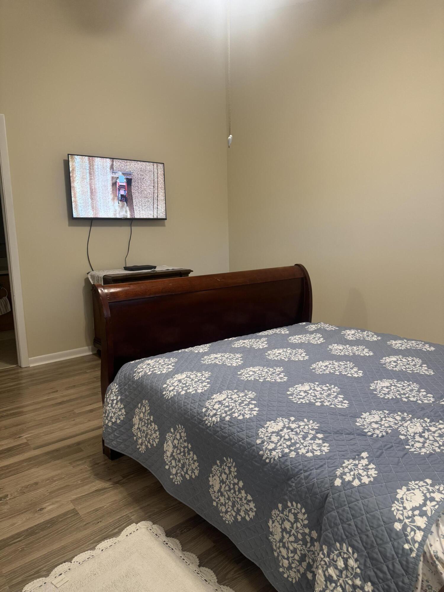 VILLAS OF GLENGARY - Residential