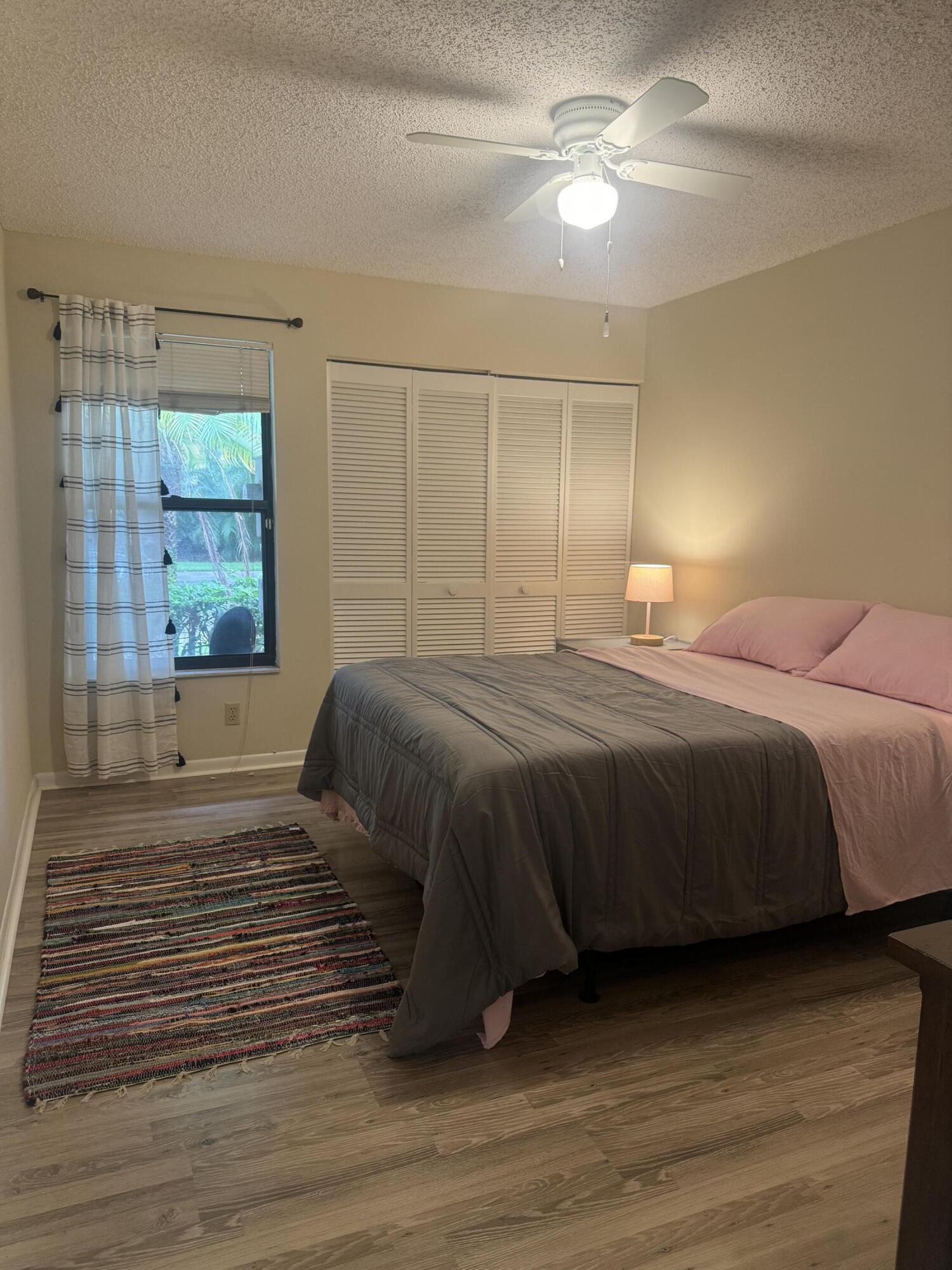 VILLAS OF GLENGARY - Residential