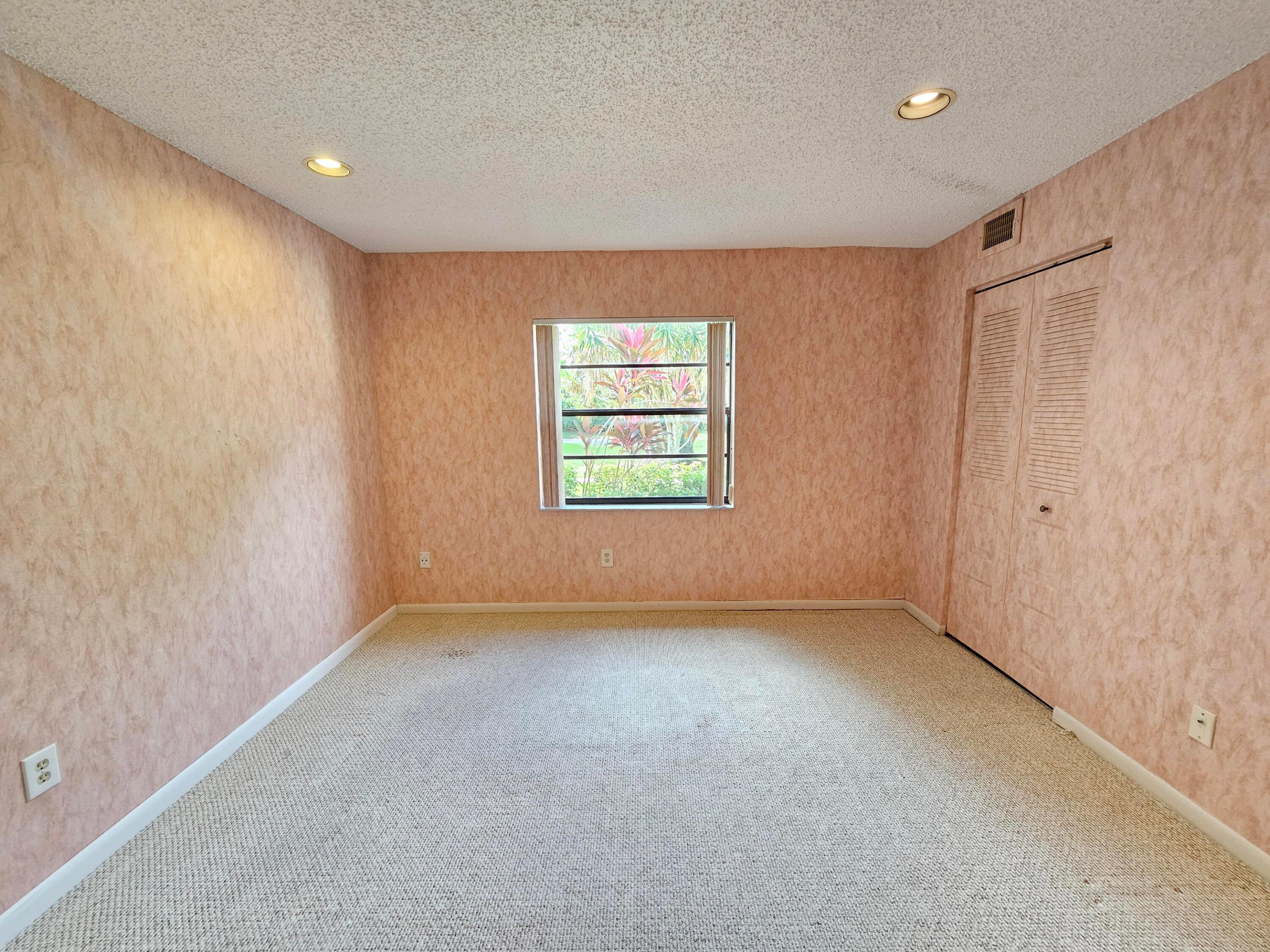 GLADES OF BOCA LAGO CONDO - Residential