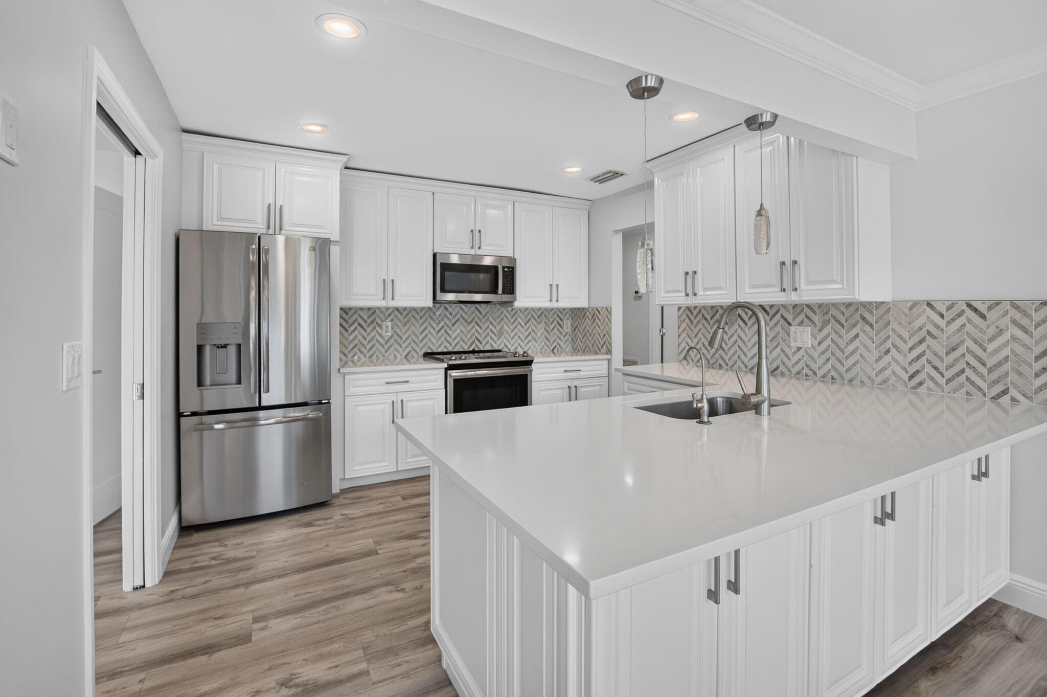 787 HAVANA Drive