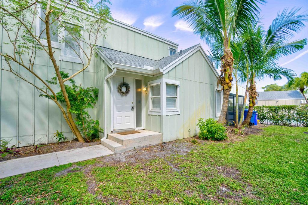 Photo of 6391 Riverwalk Lane #7, Jupiter, FL 33458 (MLS # R10972592)