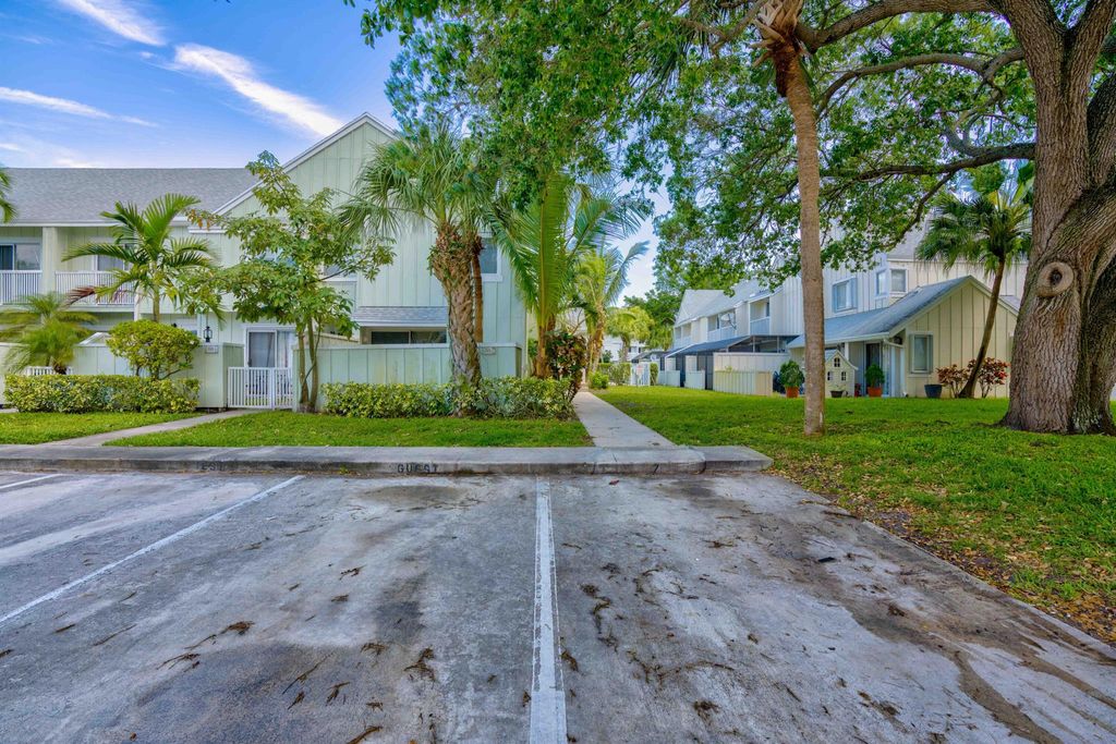 Photo of 6391 Riverwalk Lane #7, Jupiter, FL 33458 (MLS # R10972592)