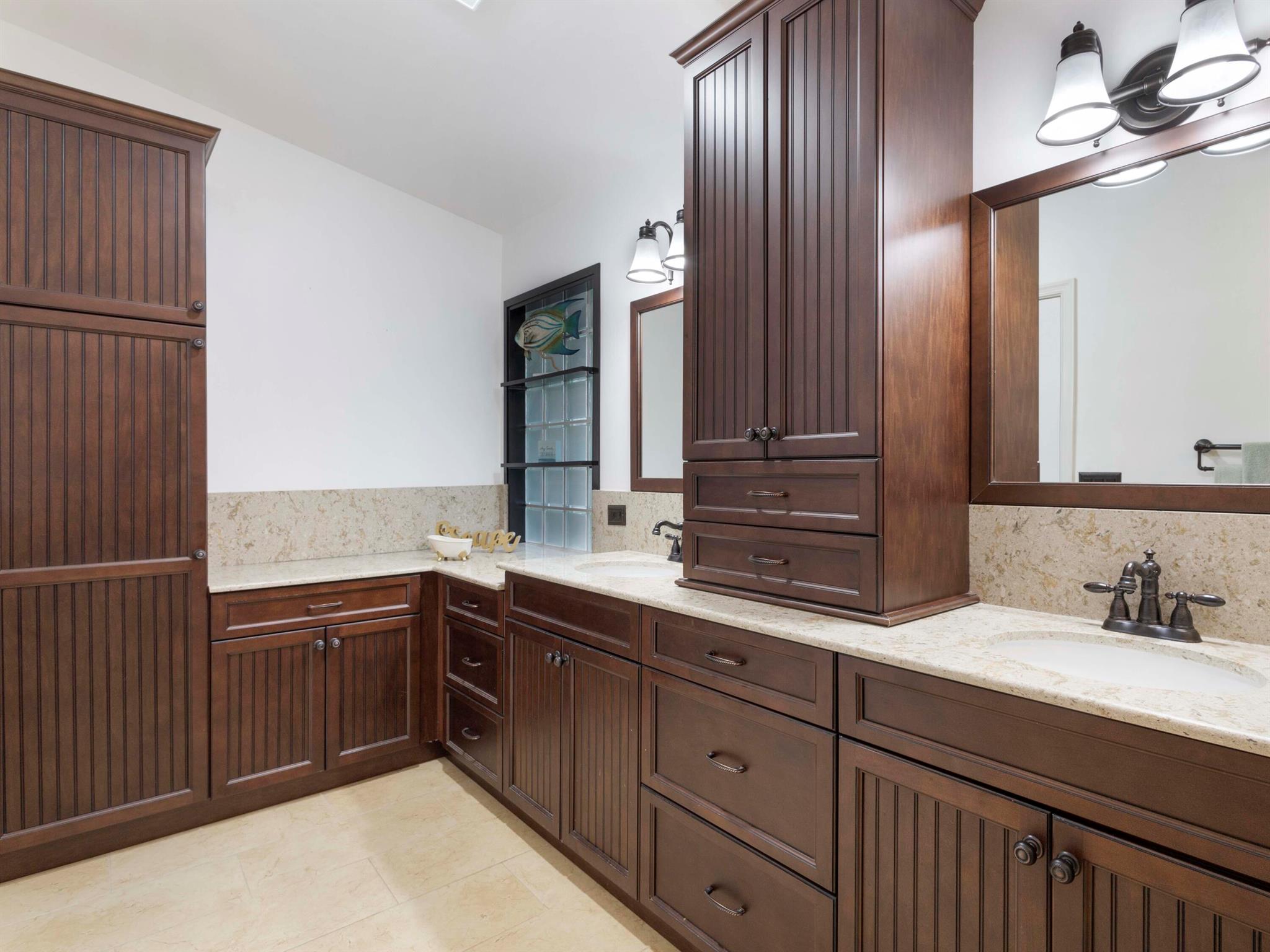 Palm Isles - Residential Lease