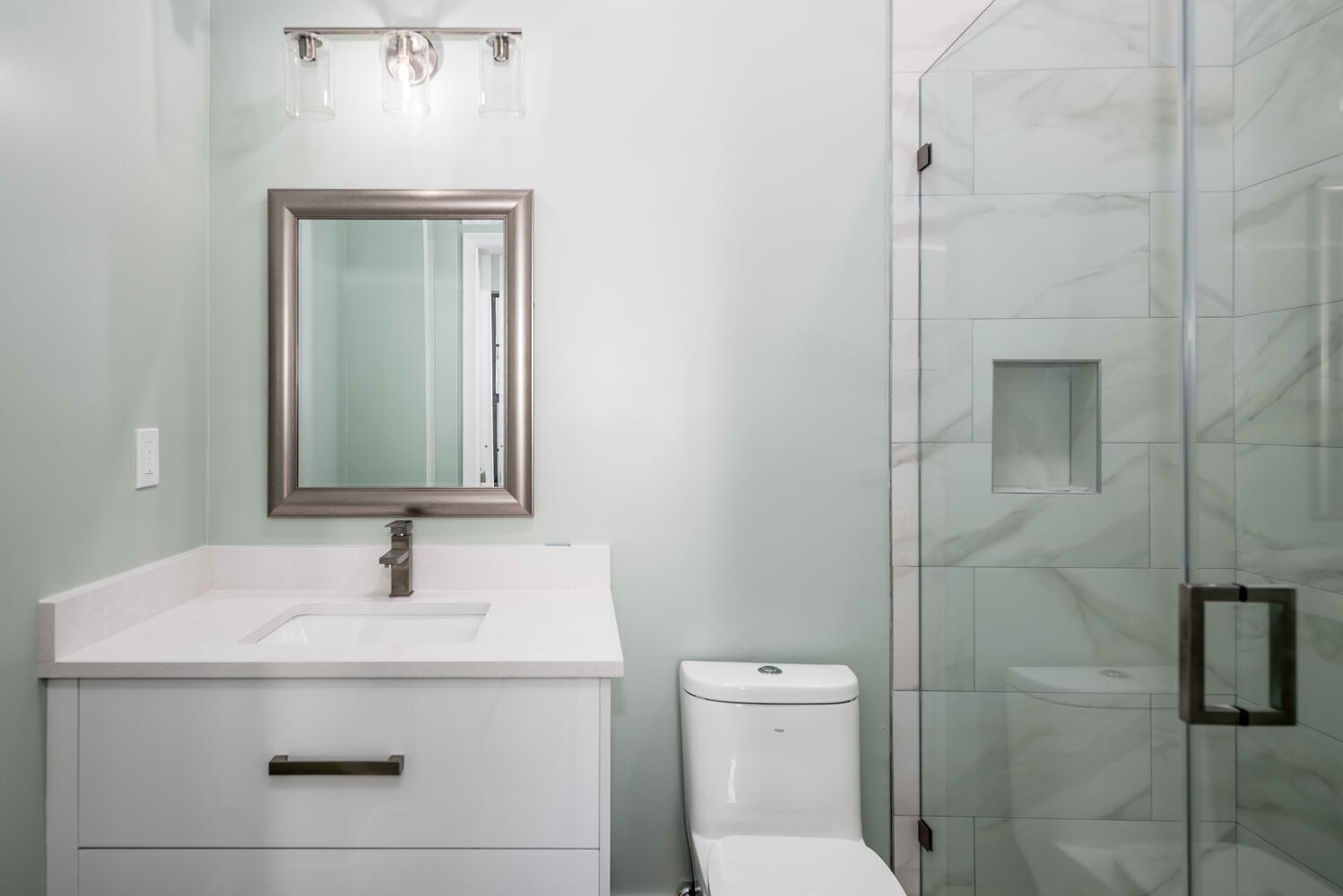 LOS RAYOS DE SOL - Residential Lease