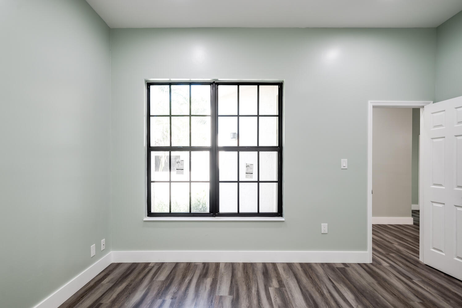 LOS RAYOS DE SOL - Residential Lease