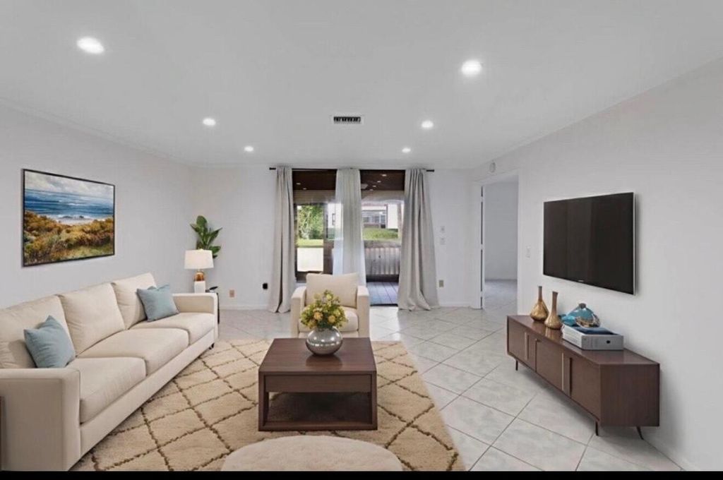 Photo of 9352 Sabal Ridge Circle #C, Boca Raton, FL 33428 (MLS # R11158342)