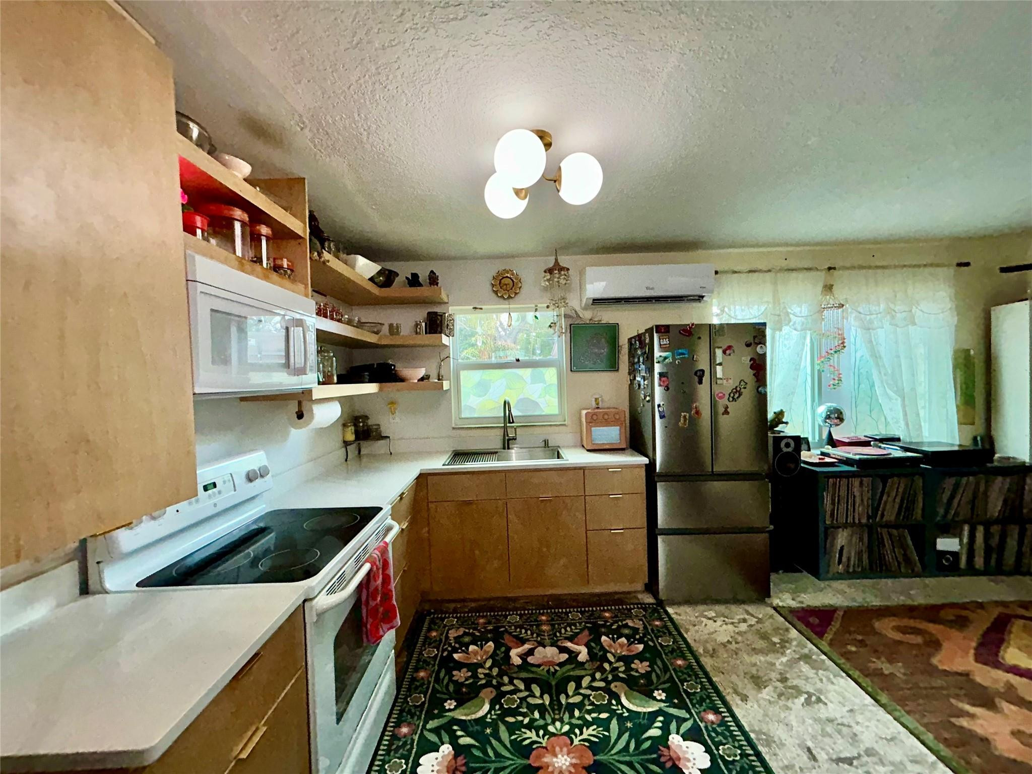 PROGRESSO 2-18 D LOT 16 BLK 63 - Residential Income