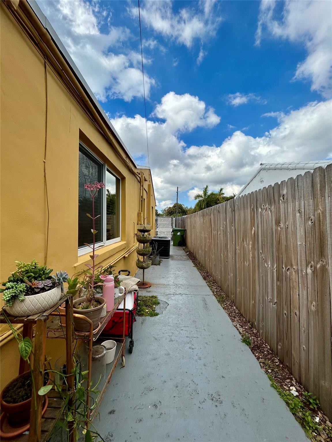 PROGRESSO 2-18 D LOT 16 BLK 63 - Residential Income