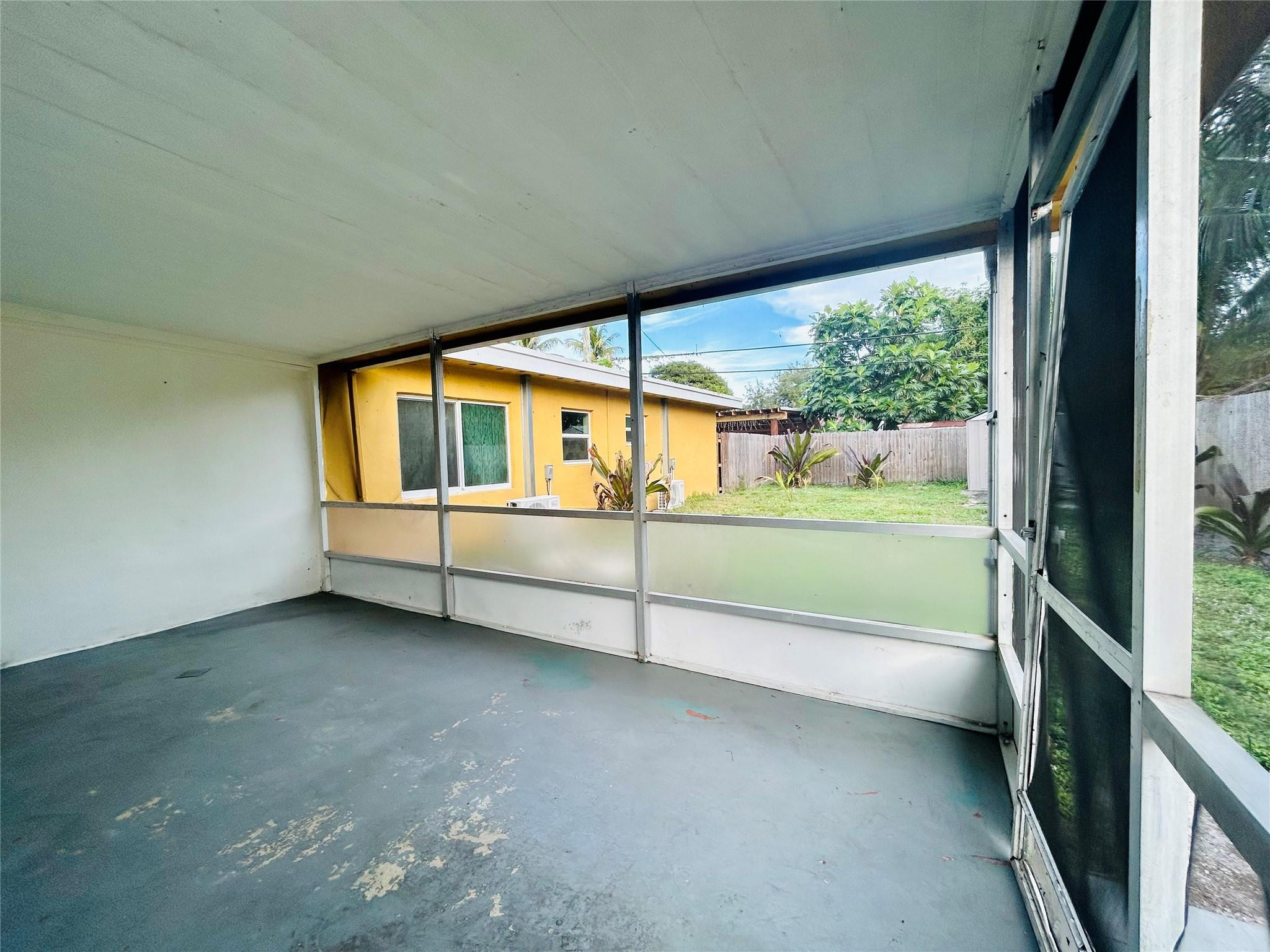 PROGRESSO 2-18 D LOT 16 BLK 63 - Residential Income