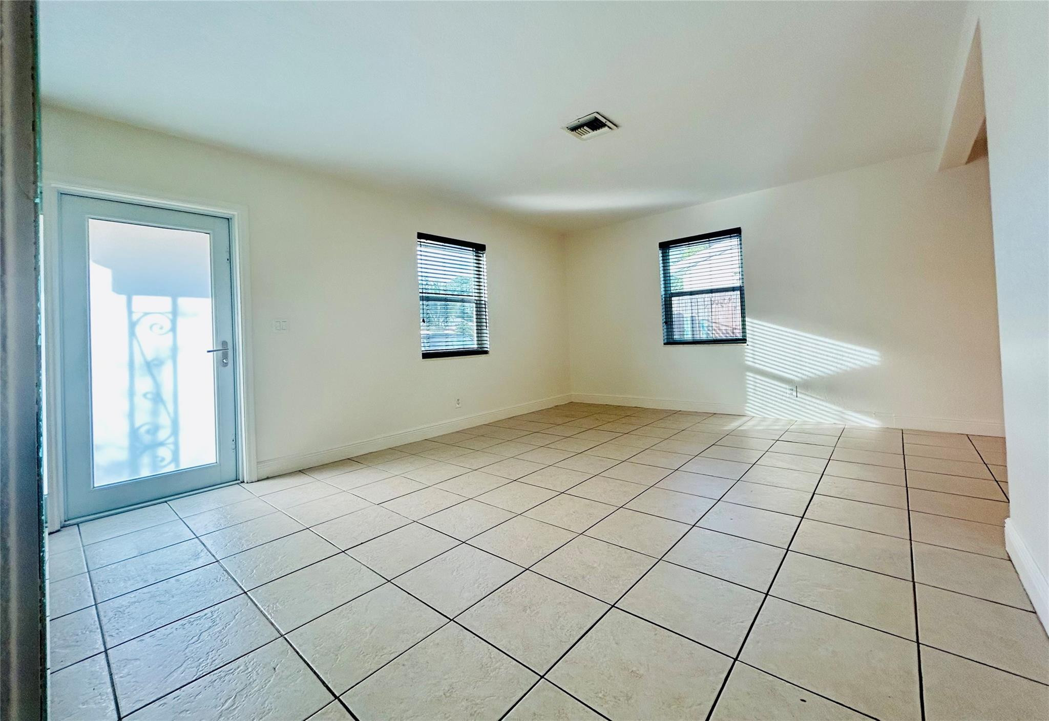 PROGRESSO 2-18 D LOT 16 BLK 63 - Residential Income