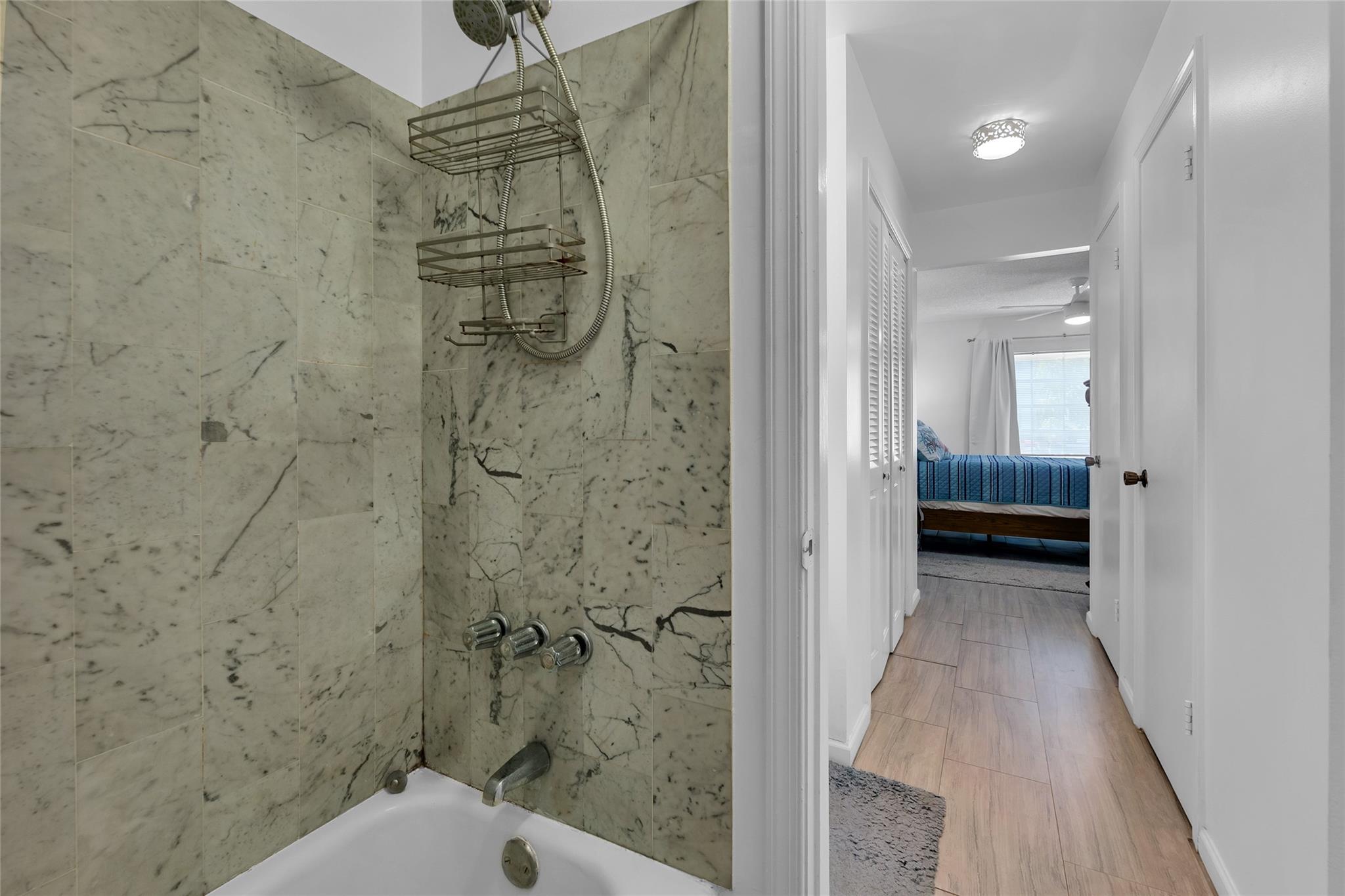 Bay Colony Club Condo - Residential Lease