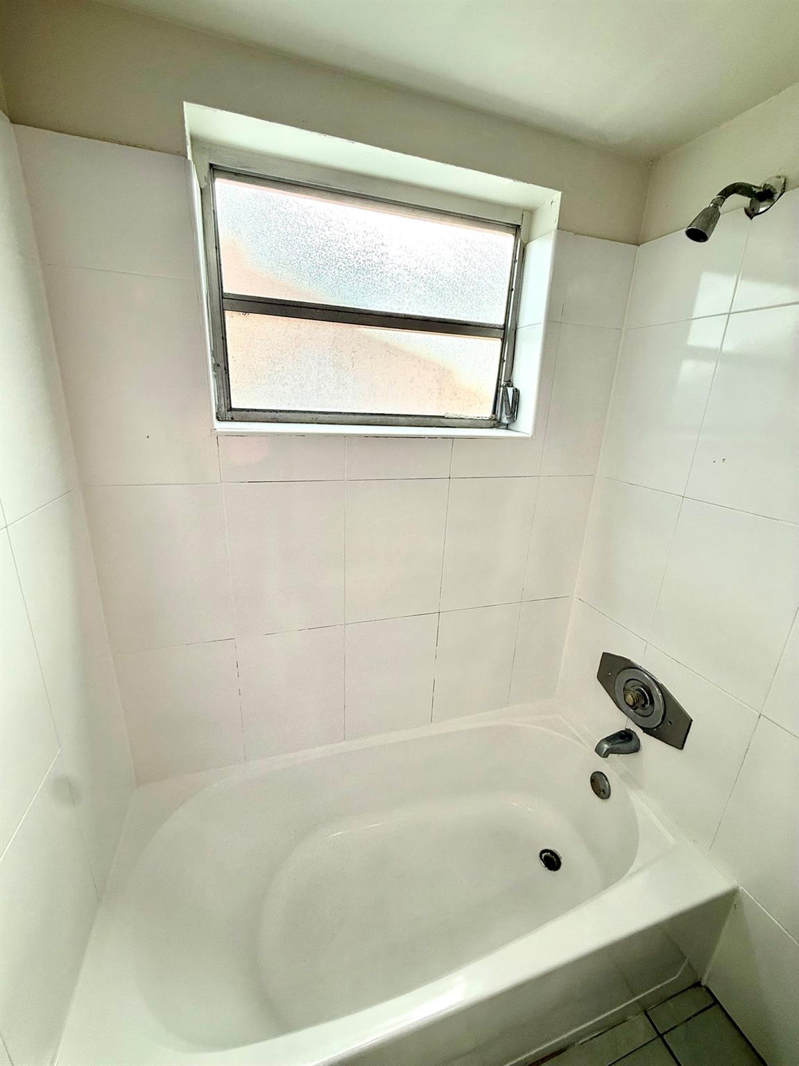 Coral Spgs Sub 1 59-30 B - Residential Lease