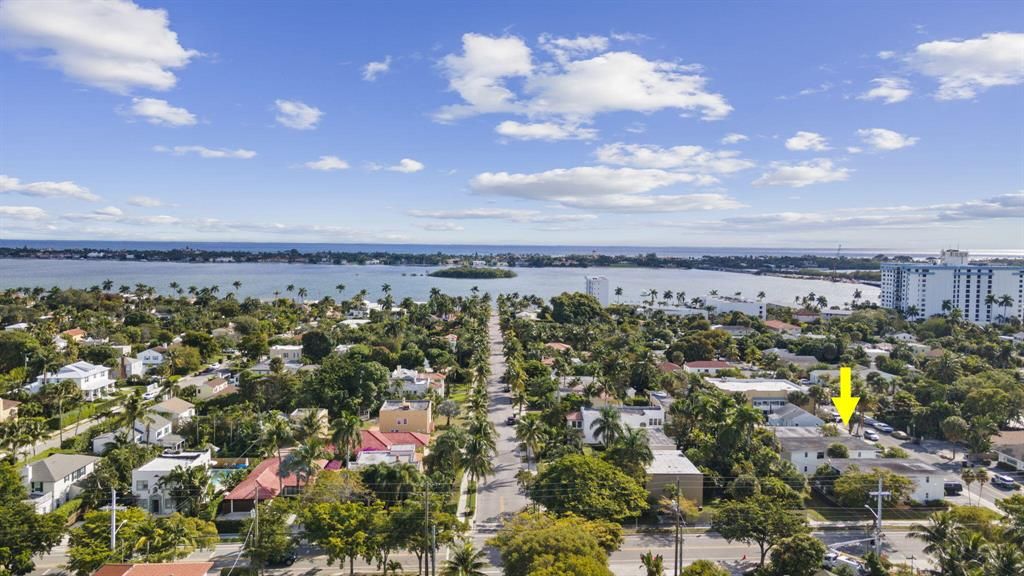 Photo of 243 Wenonah Place, West Palm Beach, FL 33405 (MLS # R10879278)