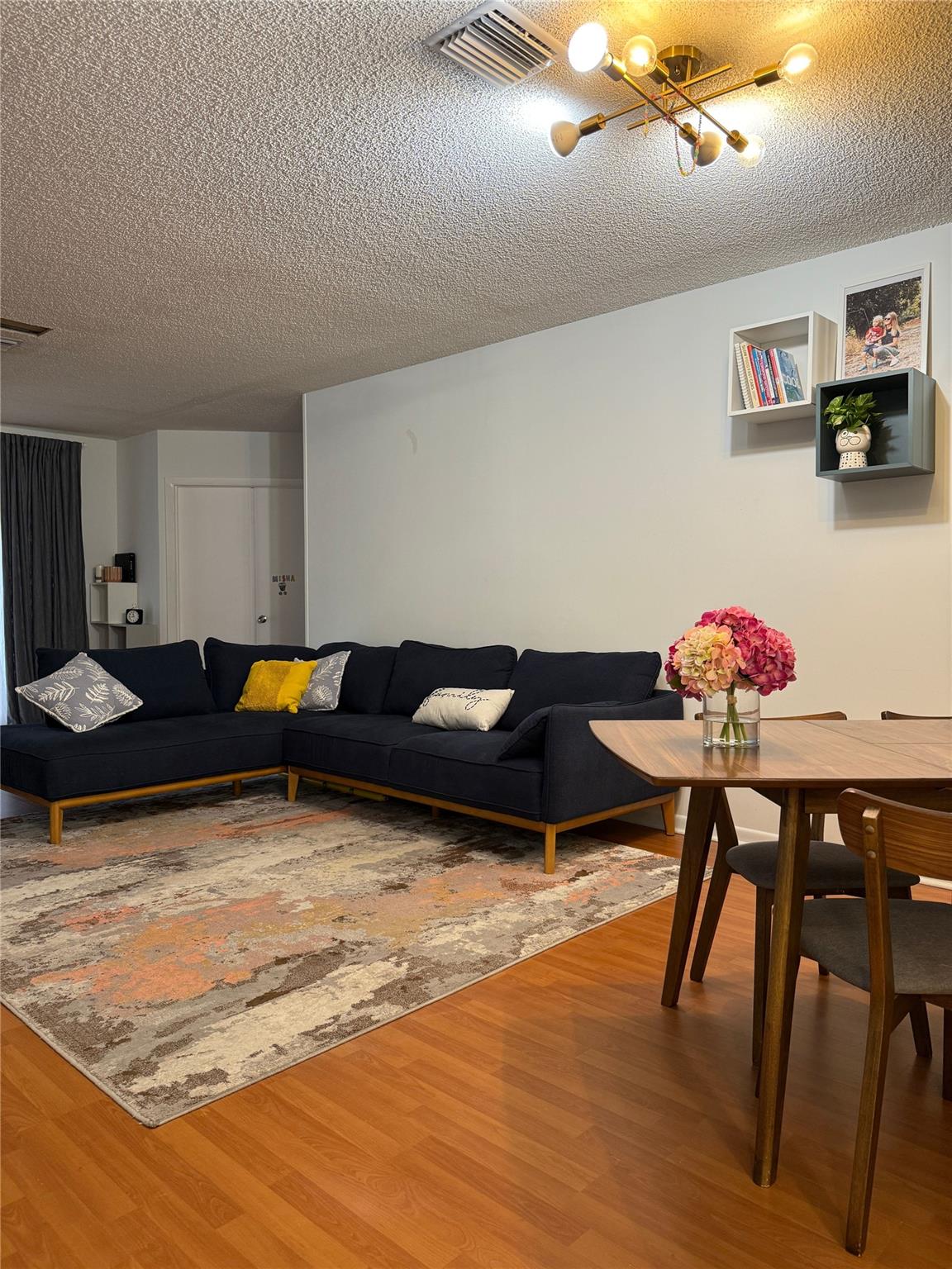4161 Coral Tree Cir 161