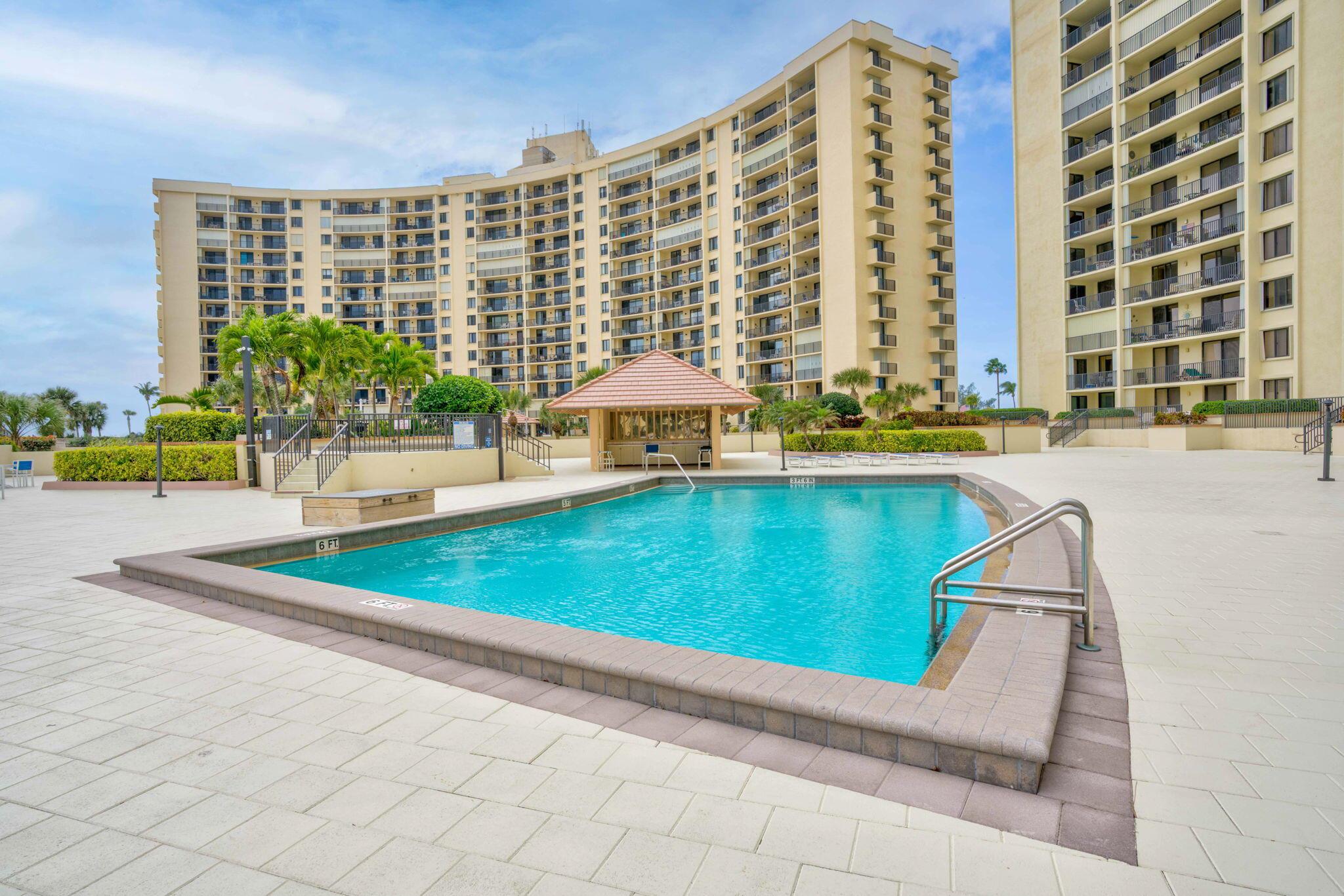 400 Ocean Trail Way 707