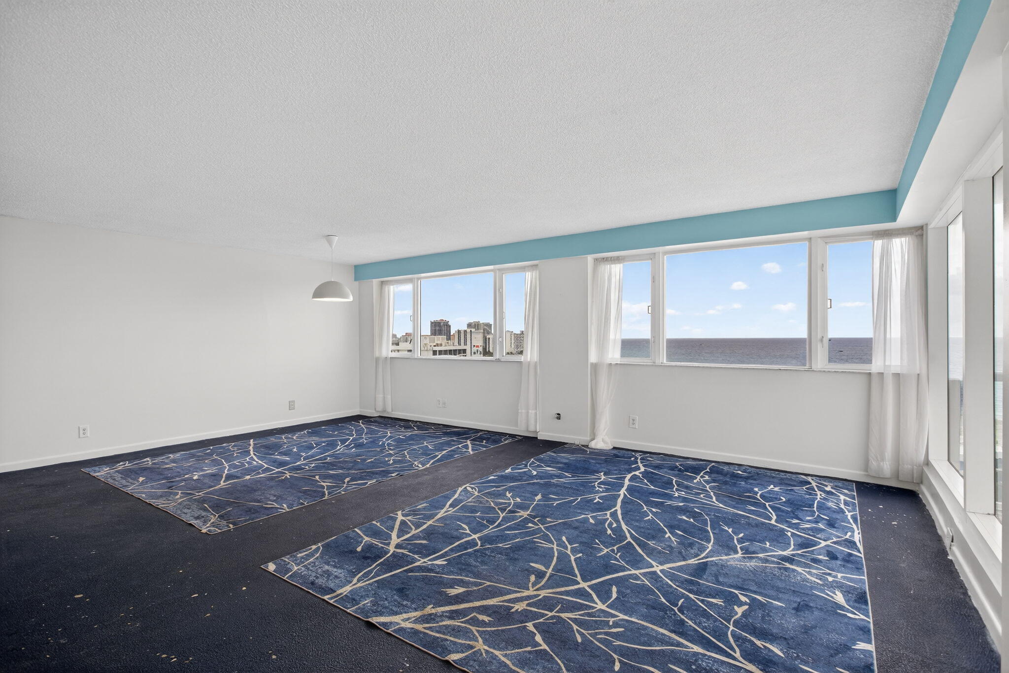 3000 Holiday Drive 1602