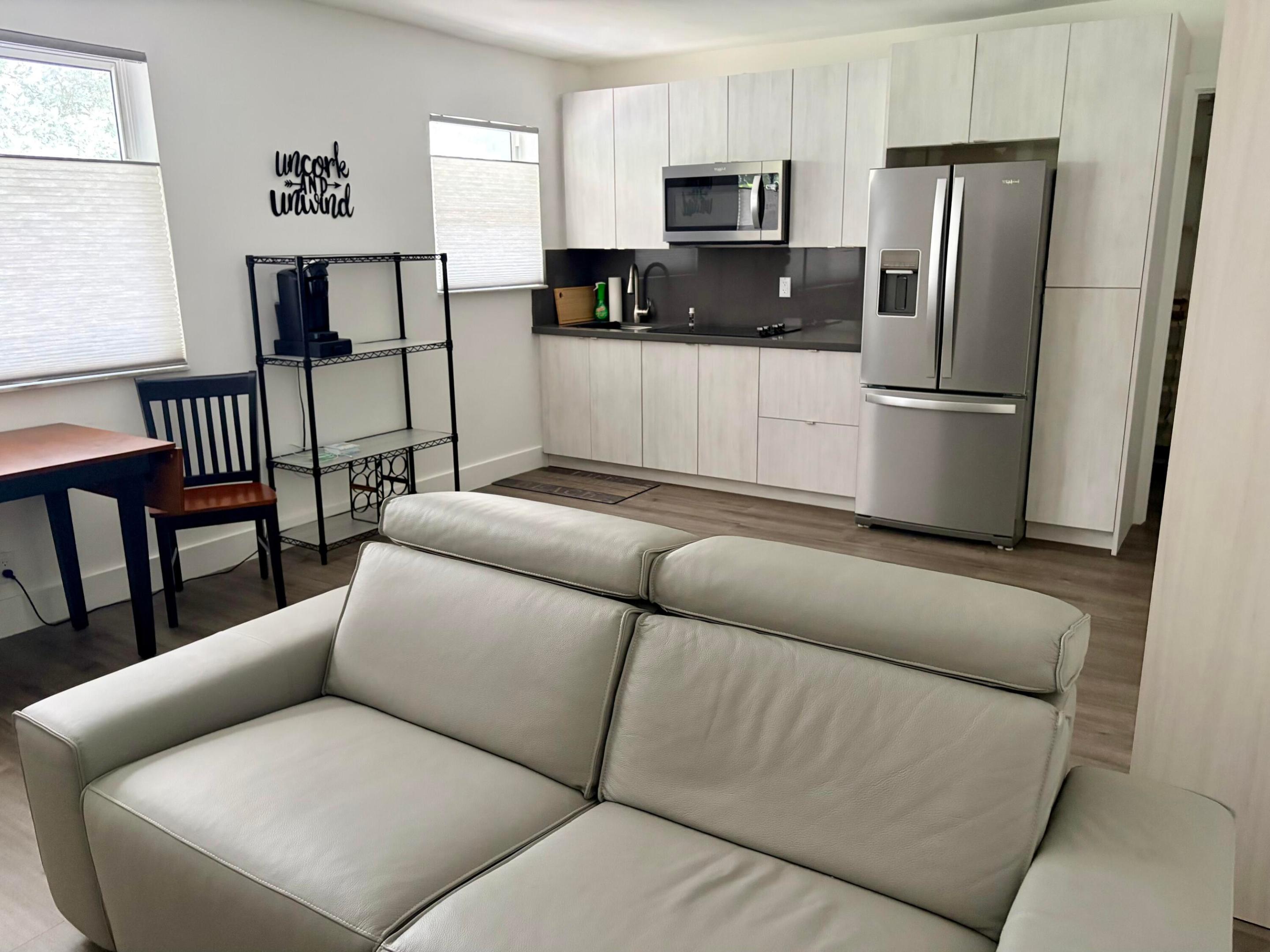 1480 S Ocean Boulevard 111, Lauderdale By The Sea, FL, 33062/$345,000 1 1480 S Ocean Boulevard 111