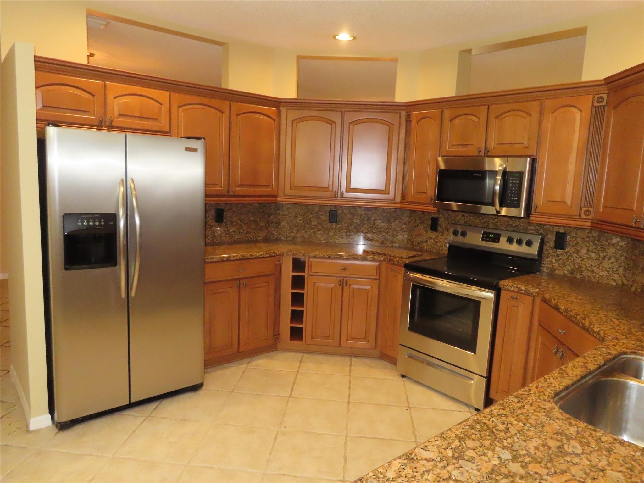 Wyndham Lakes - Residential Lease