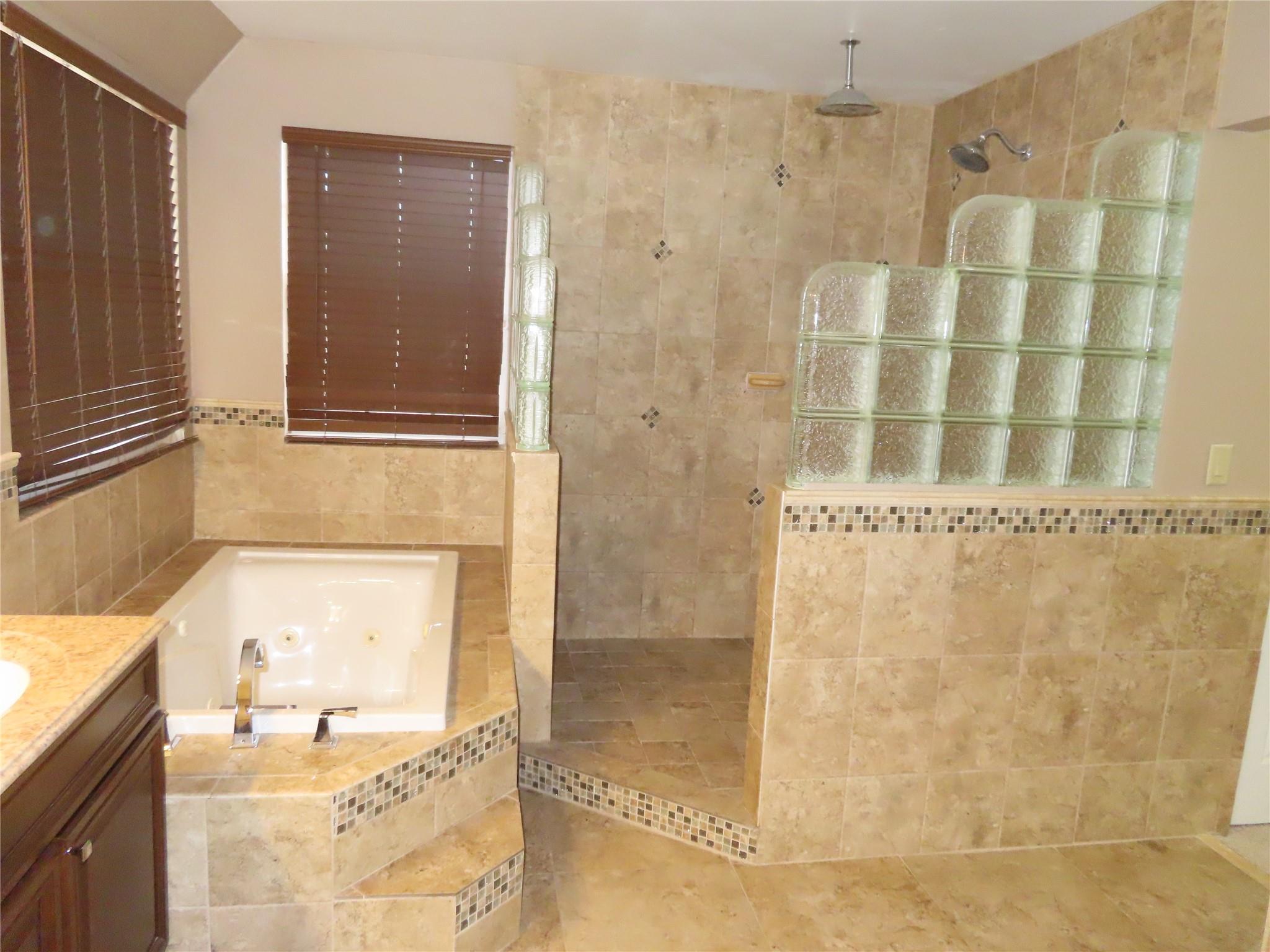 Wyndham Lakes - Residential Lease