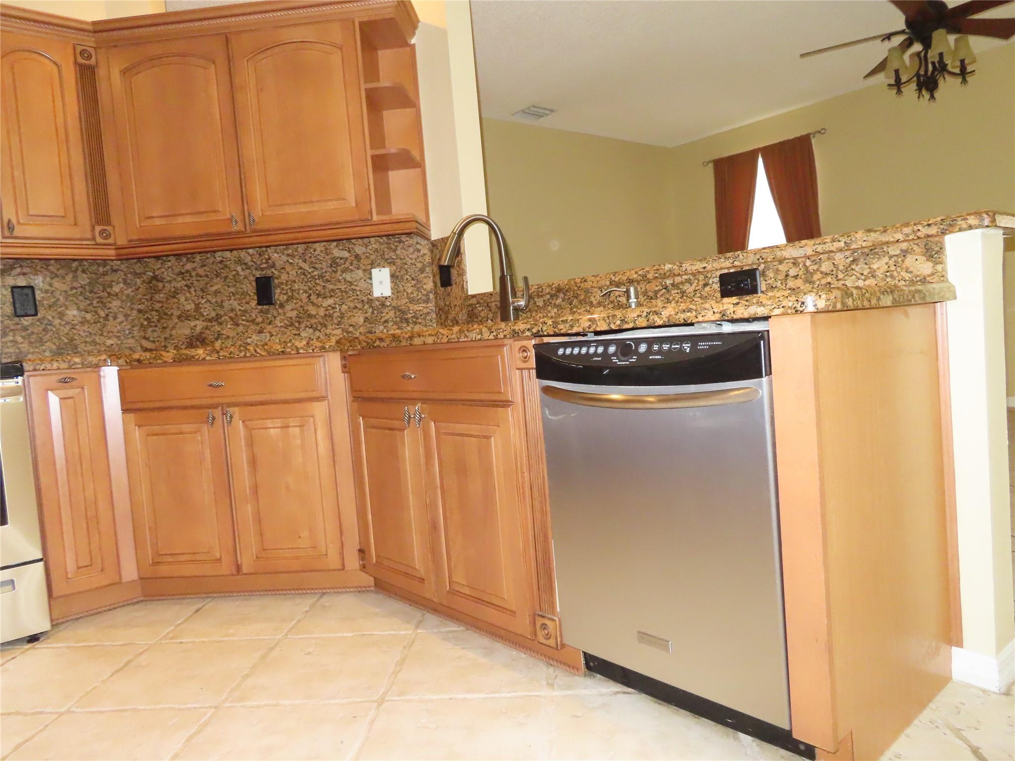 Wyndham Lakes - Residential Lease