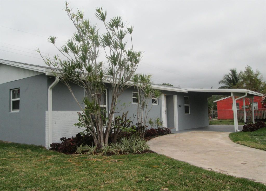 Photo of 2457 Pinecrest Court, West Palm Beach, FL 33415 (MLS # R11139082)