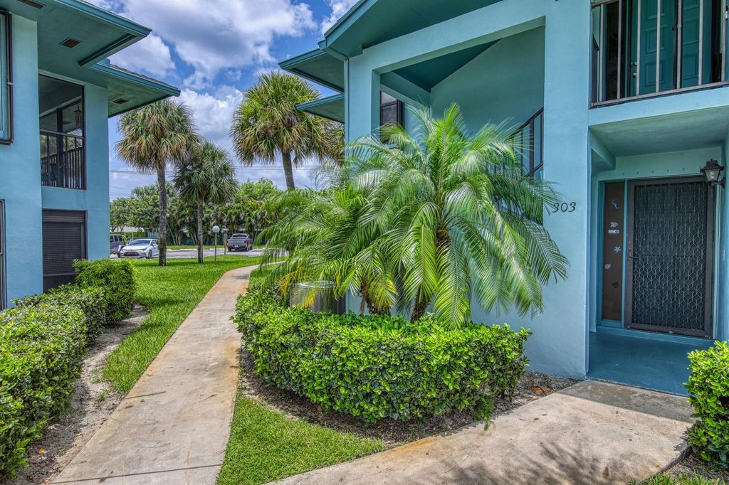 Photo of 950 S Kanner Hwy #303, Stuart, FL 34994 (MLS # R11114626)