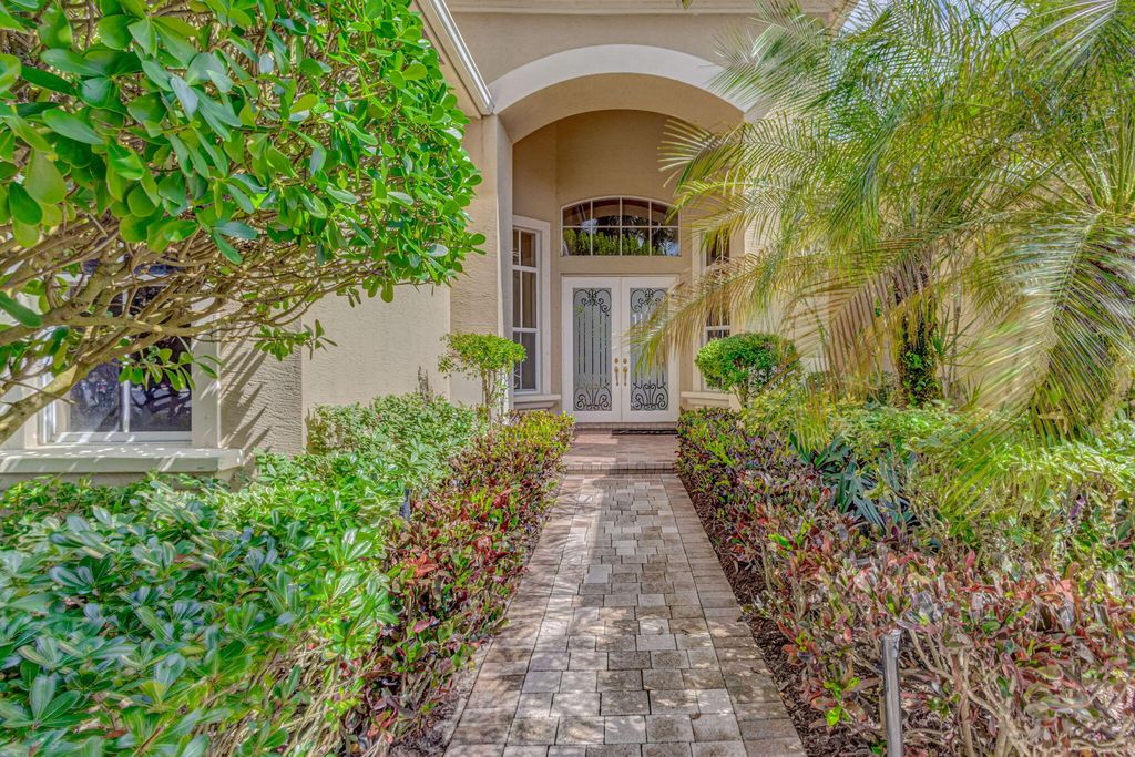 Photo of 108 Tranquilla Drive, Palm Beach Gardens, FL 33418 (MLS # R11168519)