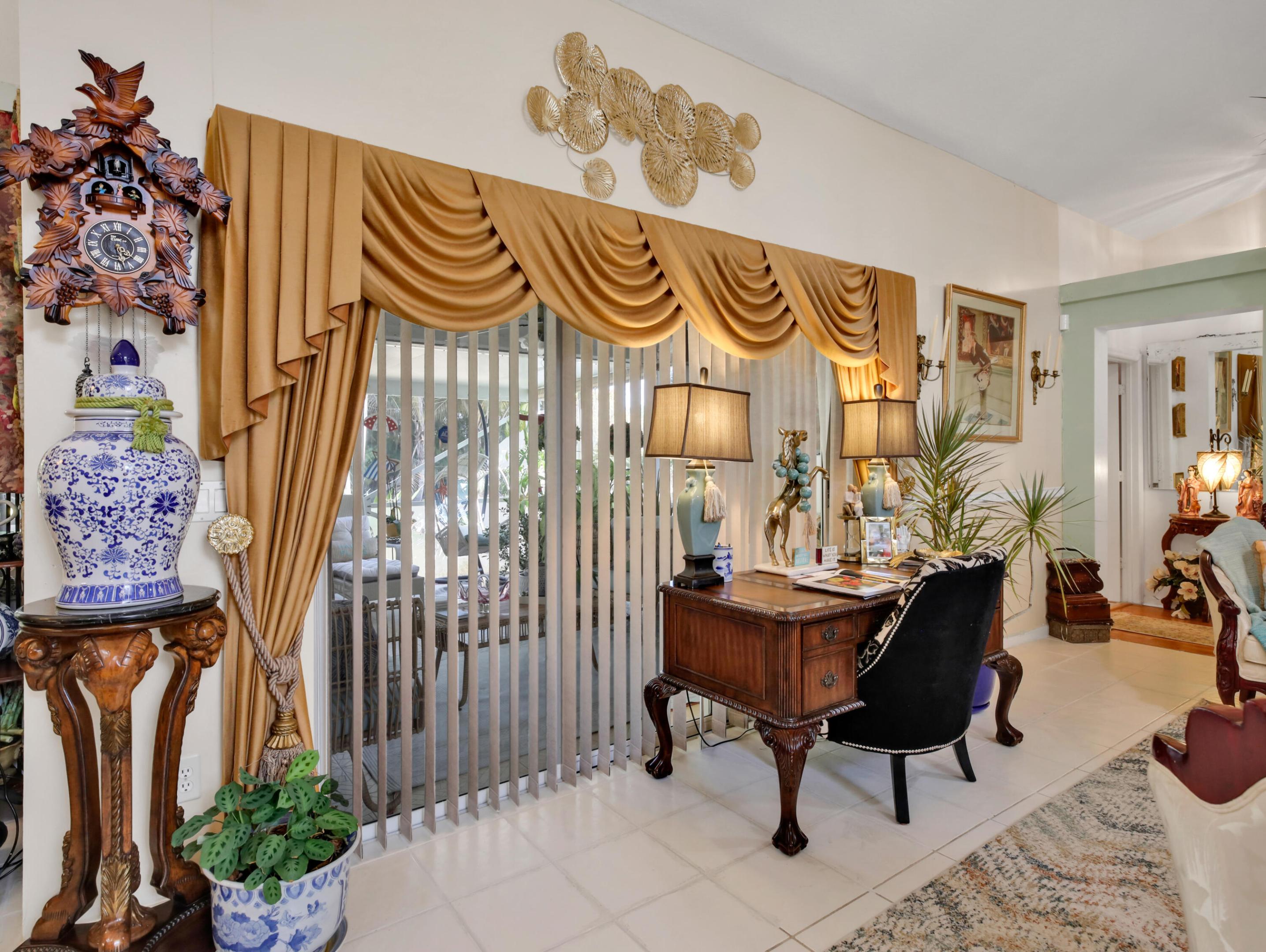 Loxahatchee - Residential