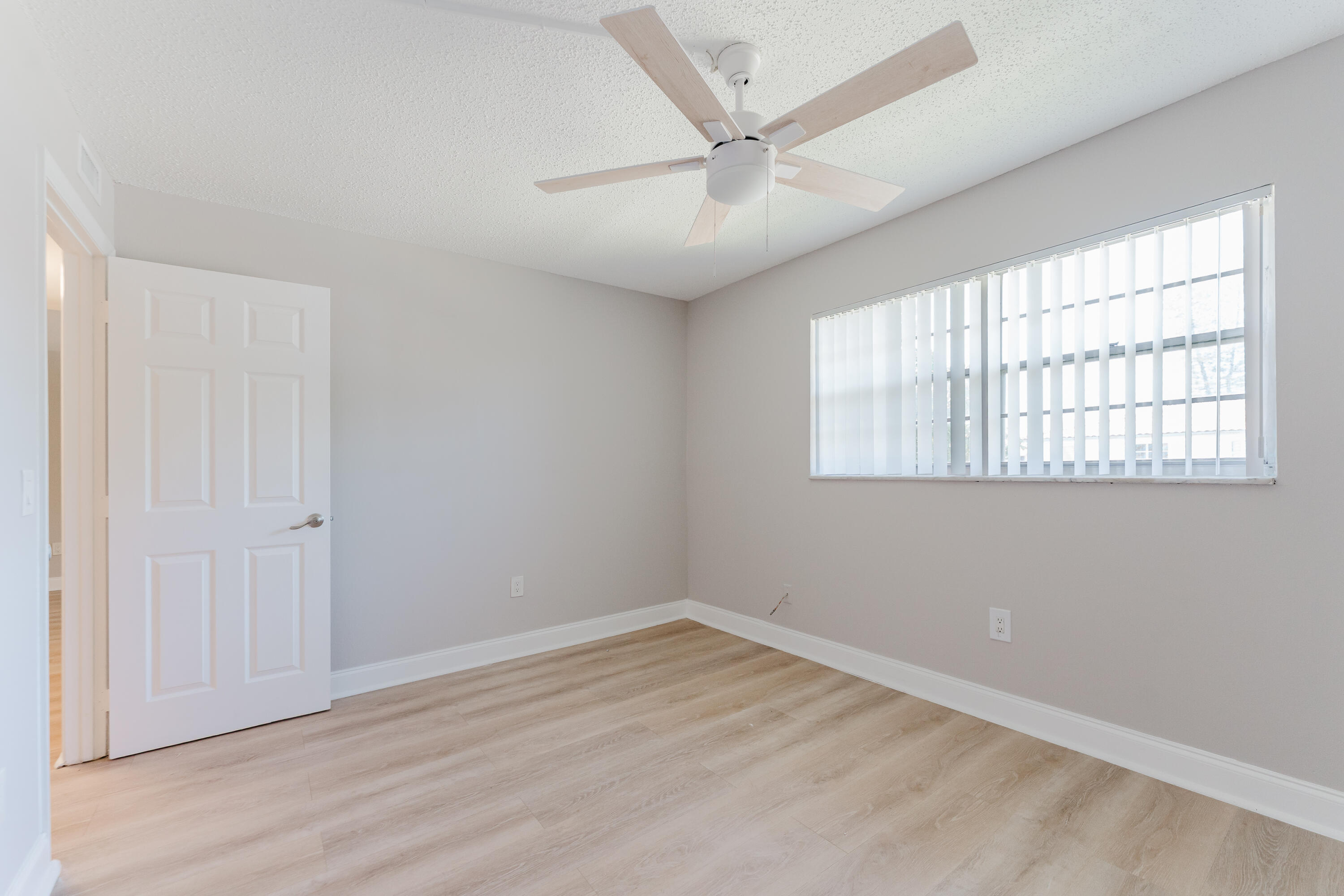 BOCA TOWNE CENTRE CONDO - Residential