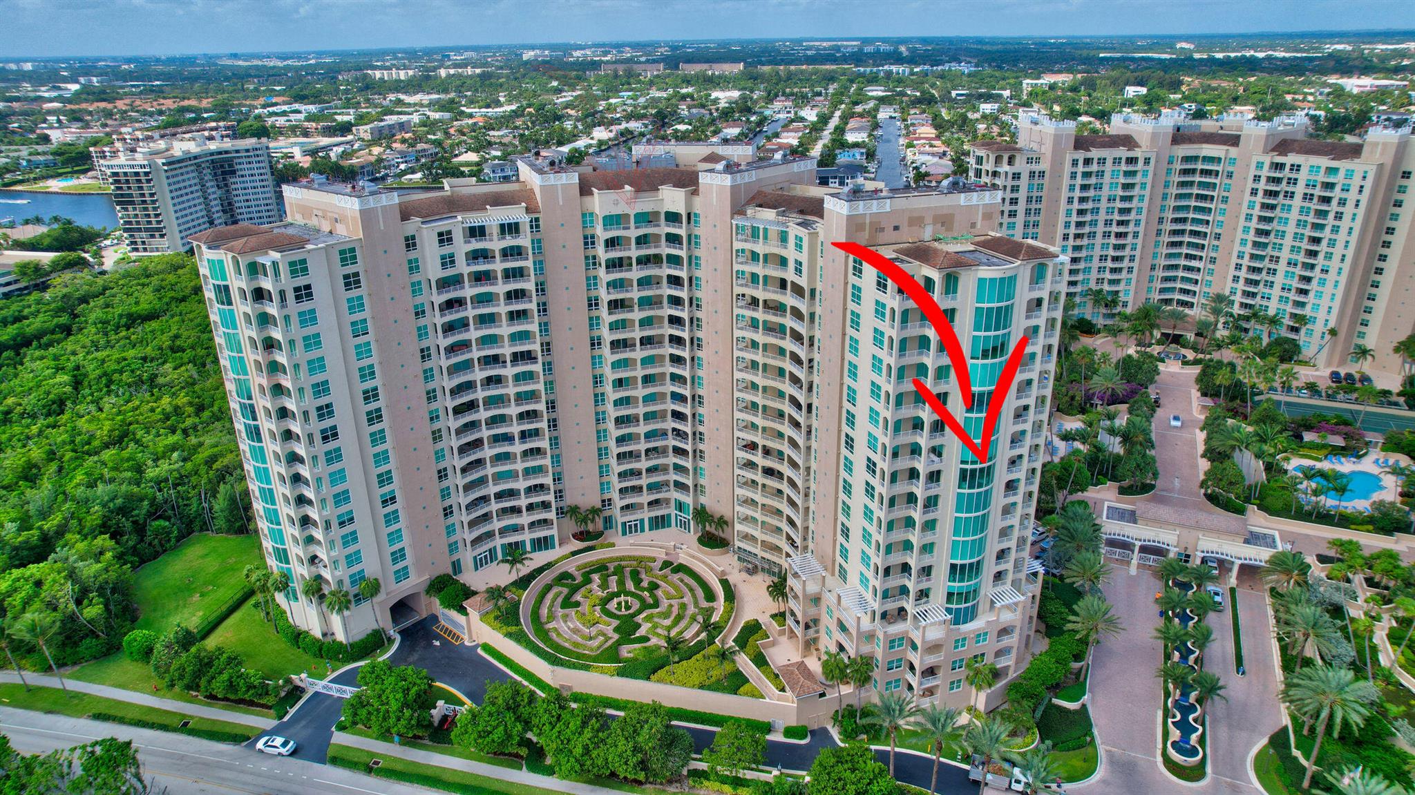 TOSCANA SOUTH TOWER III - Residential