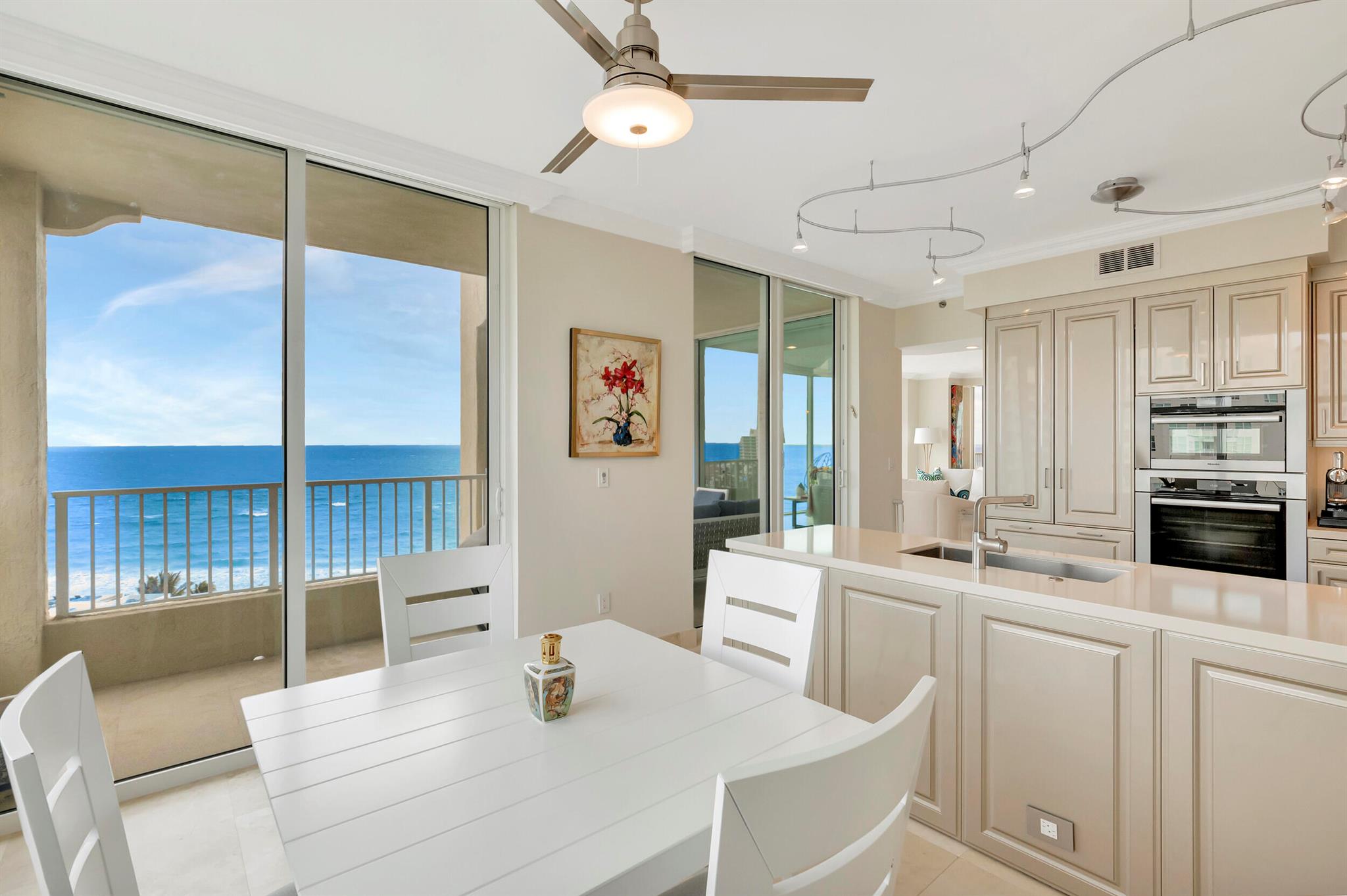 TOSCANA SOUTH TOWER III - Residential