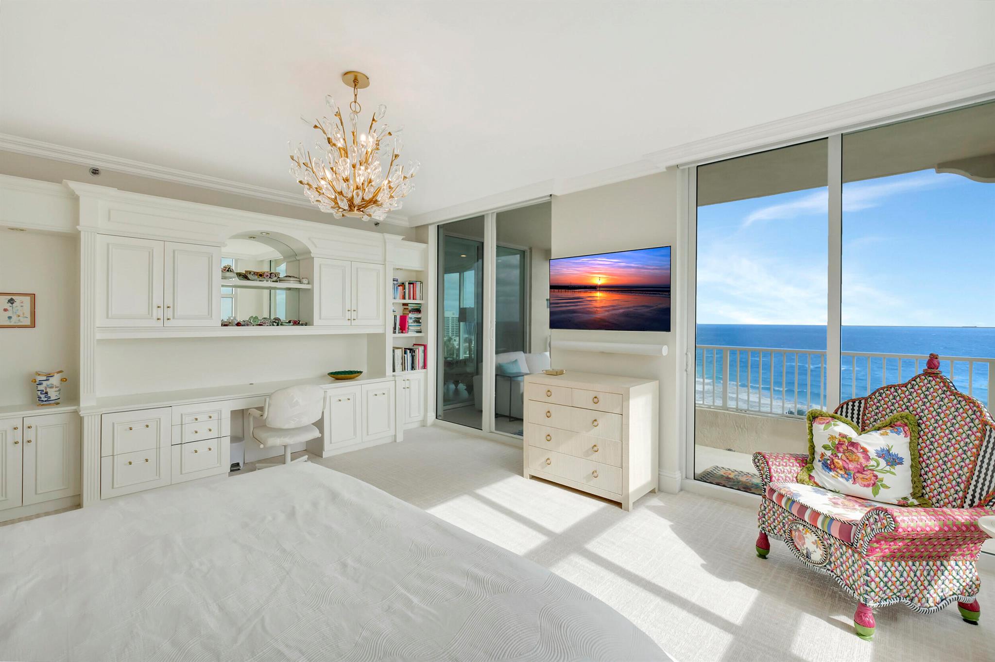 TOSCANA SOUTH TOWER III - Residential