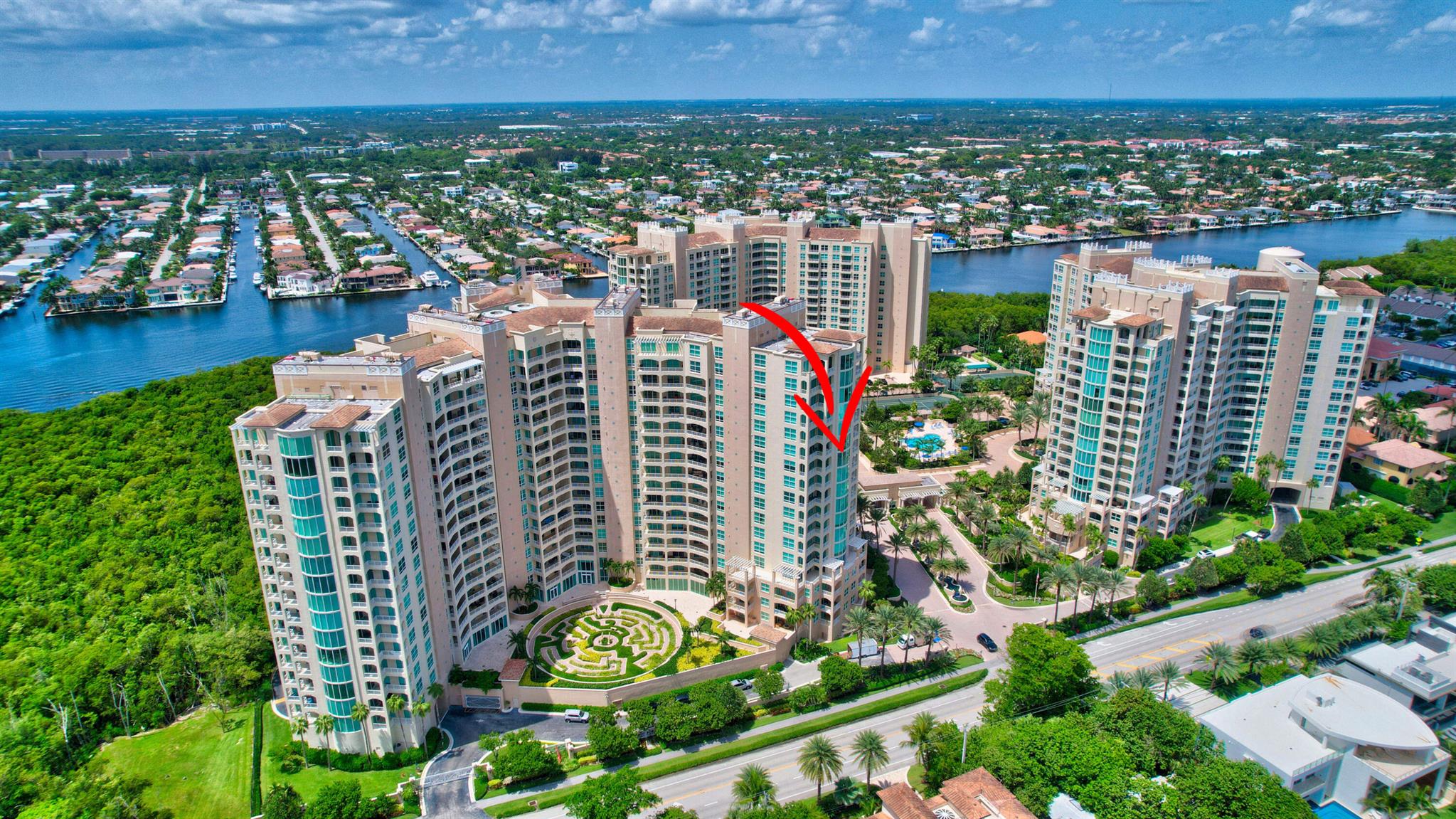 TOSCANA SOUTH TOWER III - Residential