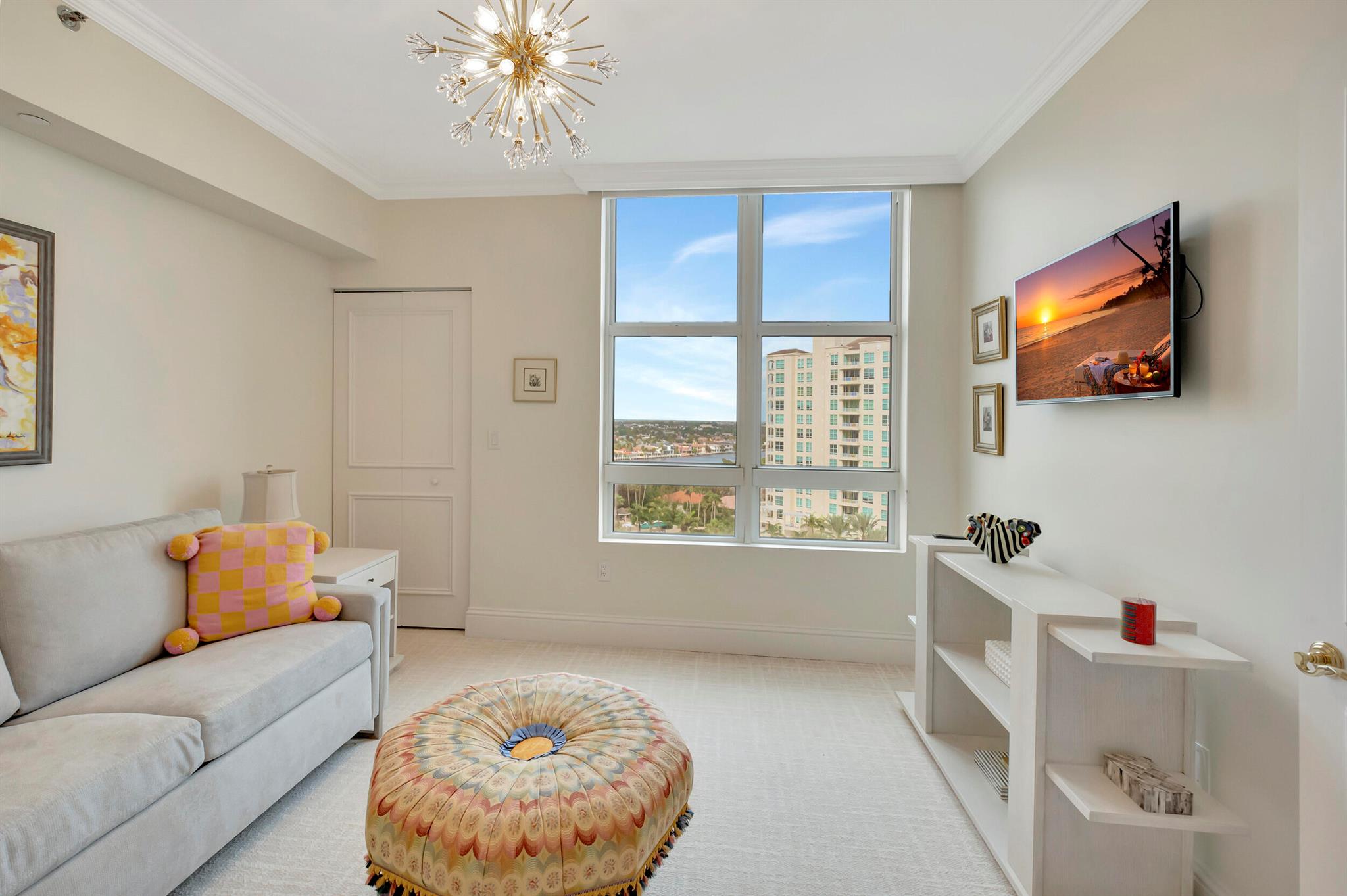 TOSCANA SOUTH TOWER III - Residential