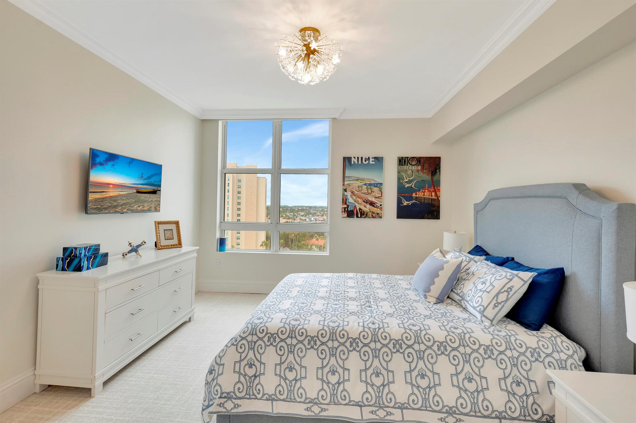 TOSCANA SOUTH TOWER III - Residential