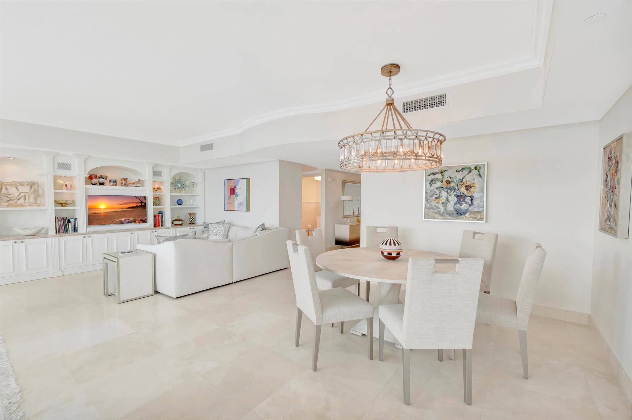 TOSCANA SOUTH TOWER III - Residential