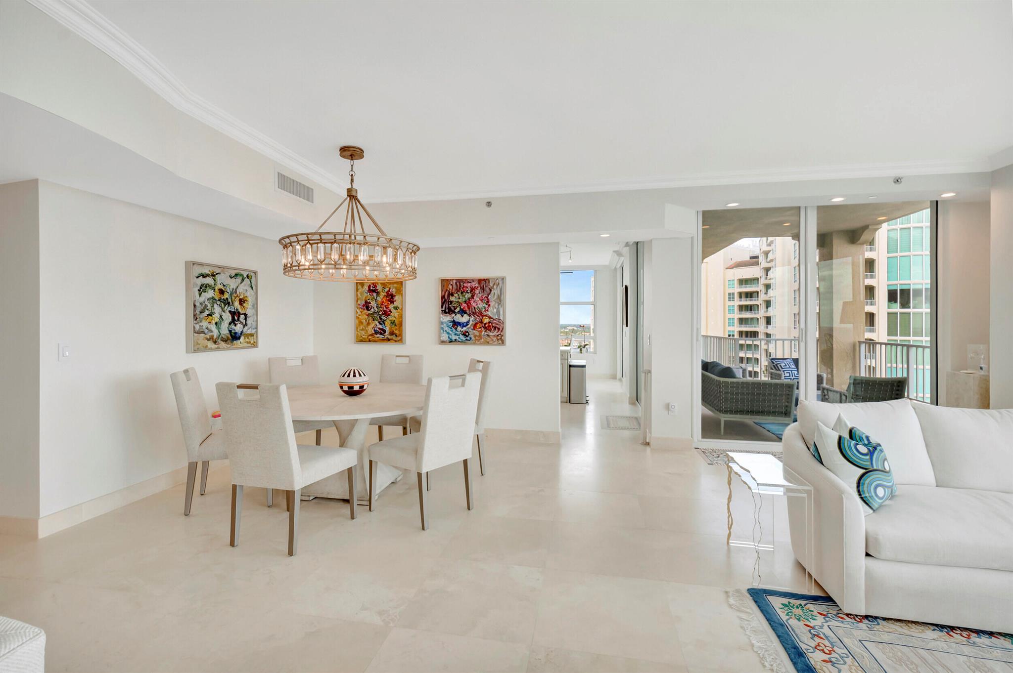 TOSCANA SOUTH TOWER III - Residential