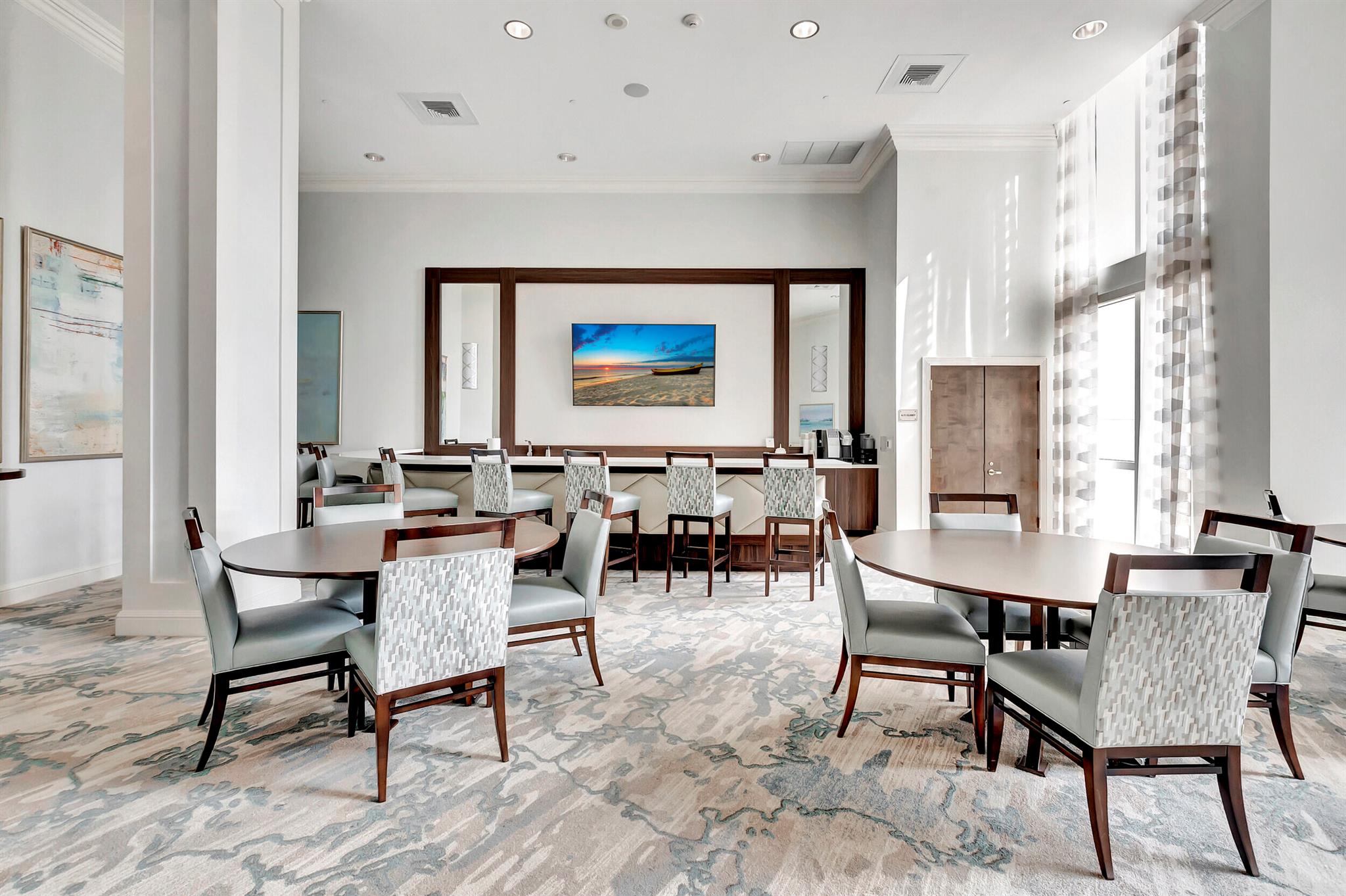 TOSCANA SOUTH TOWER III - Residential