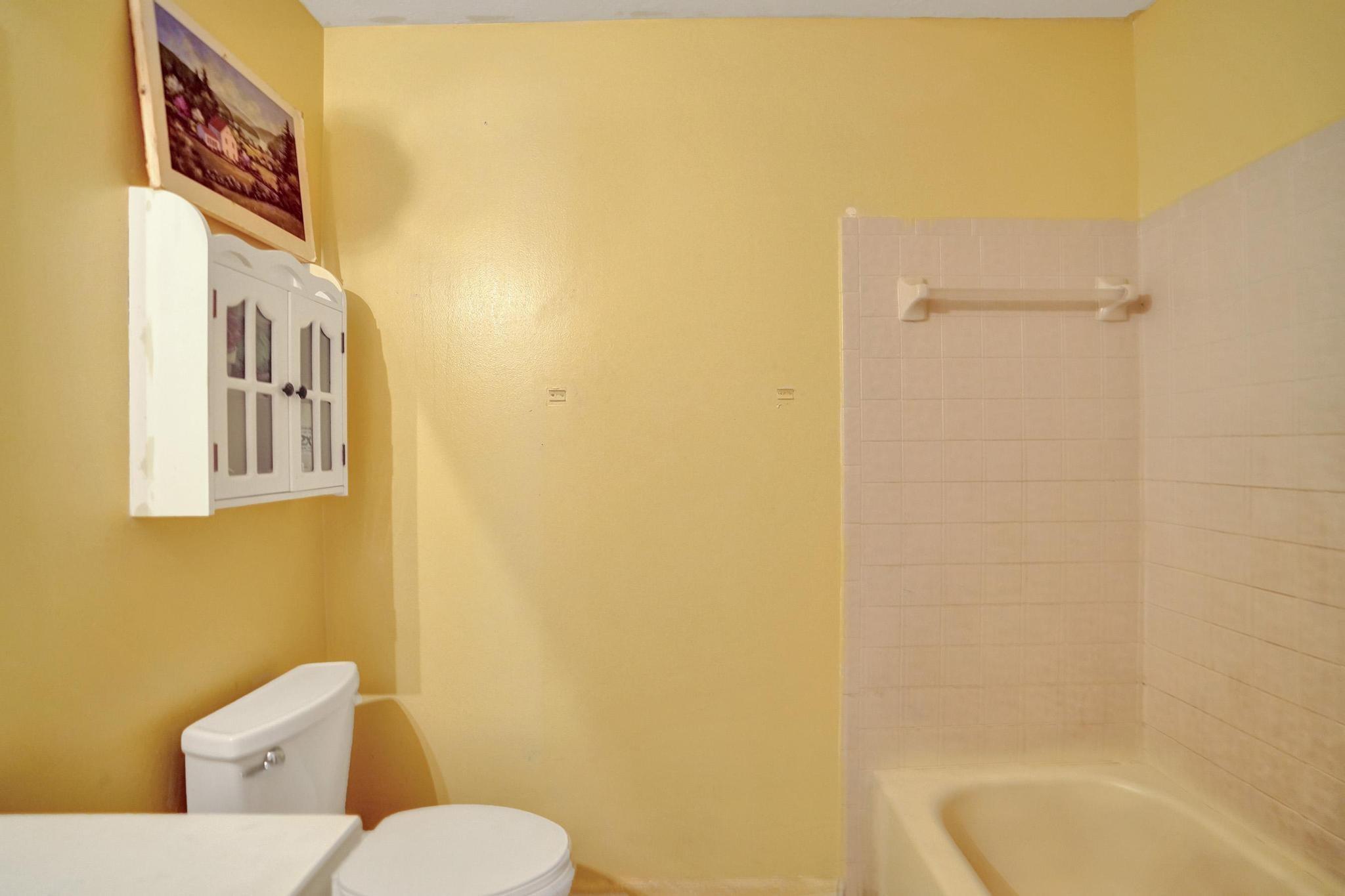 WOODLAKE SHORES - Residential