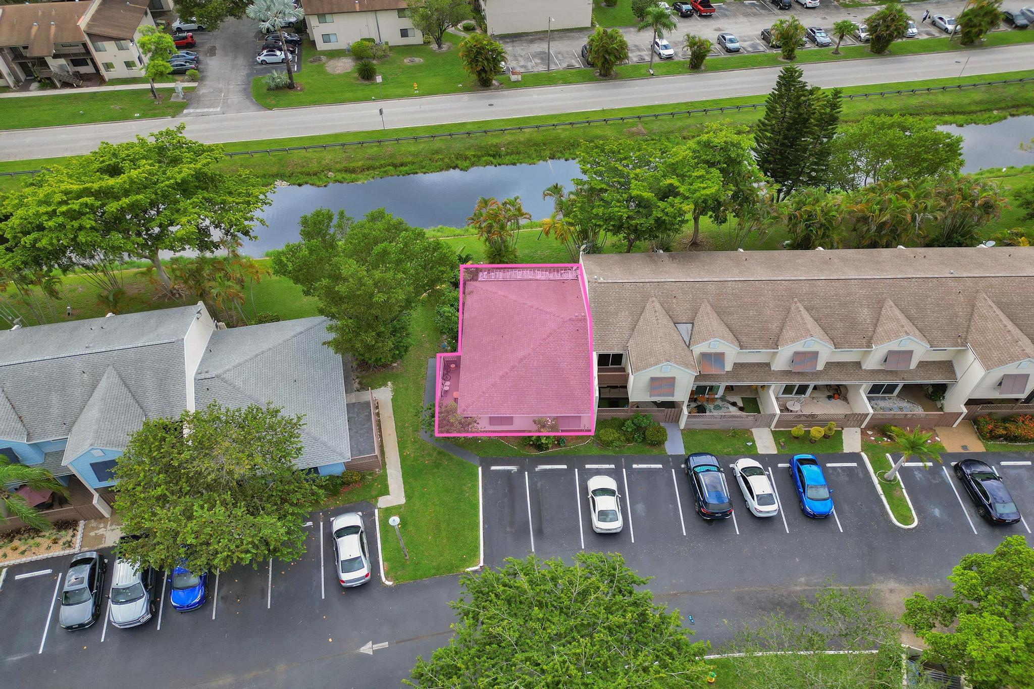 RARE OPPORTUNITY: Lakeside Villa with Space, Style & Resort Living!
Step into this 2BR/2BA, 1,415 SF villa where soaring ceilings, sunlit interiors, and wood-look floors create an inviting open flow. The sleek white kitchen with stainless appliances connects seamlessly to dining and living, while a flexible Florida room adds space for work or play. Retreat to the primary suite with walk-in closet and private stone-look tile shower, or unwind on your private fenced patio framed by lush greenery. Enjoy community amenities—resort-style pool, hot tub, and lakefront paths—all just minutes from shopping, dining, and major highways. Rarely available, highly desirable—act quickly before it’s gone!
