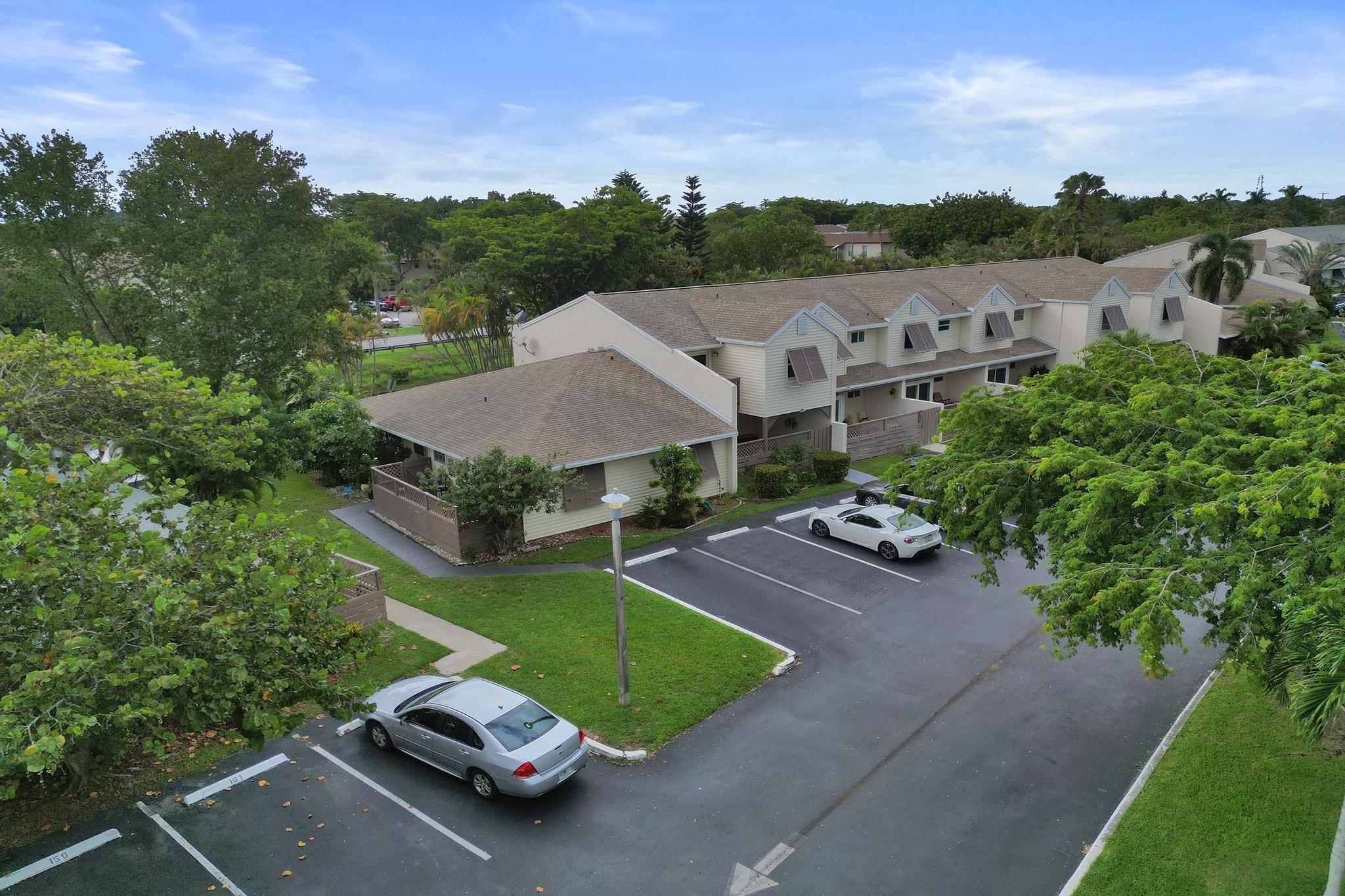 WOODLAKE SHORES - Residential