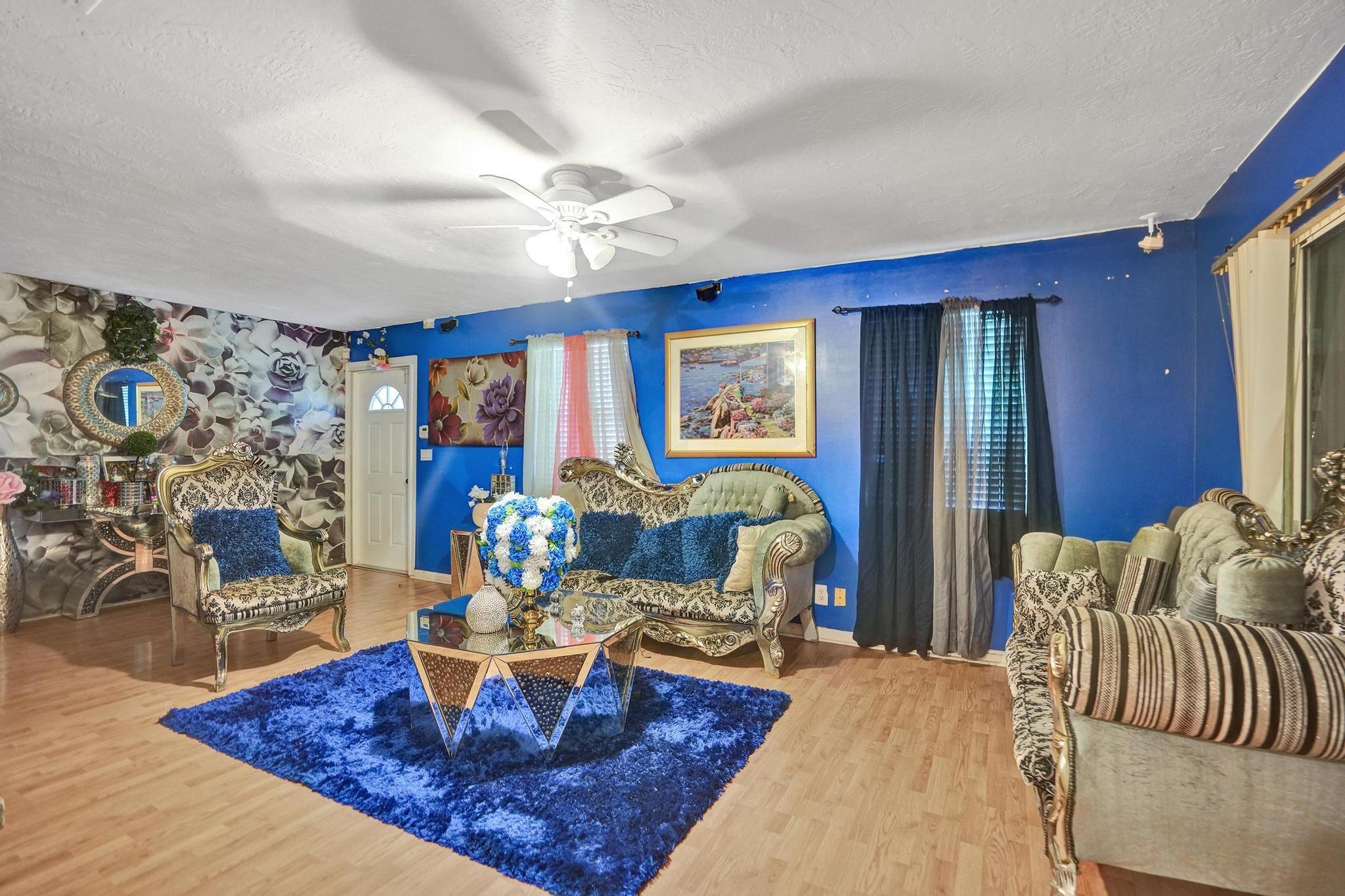 WOODLAKE SHORES - Residential