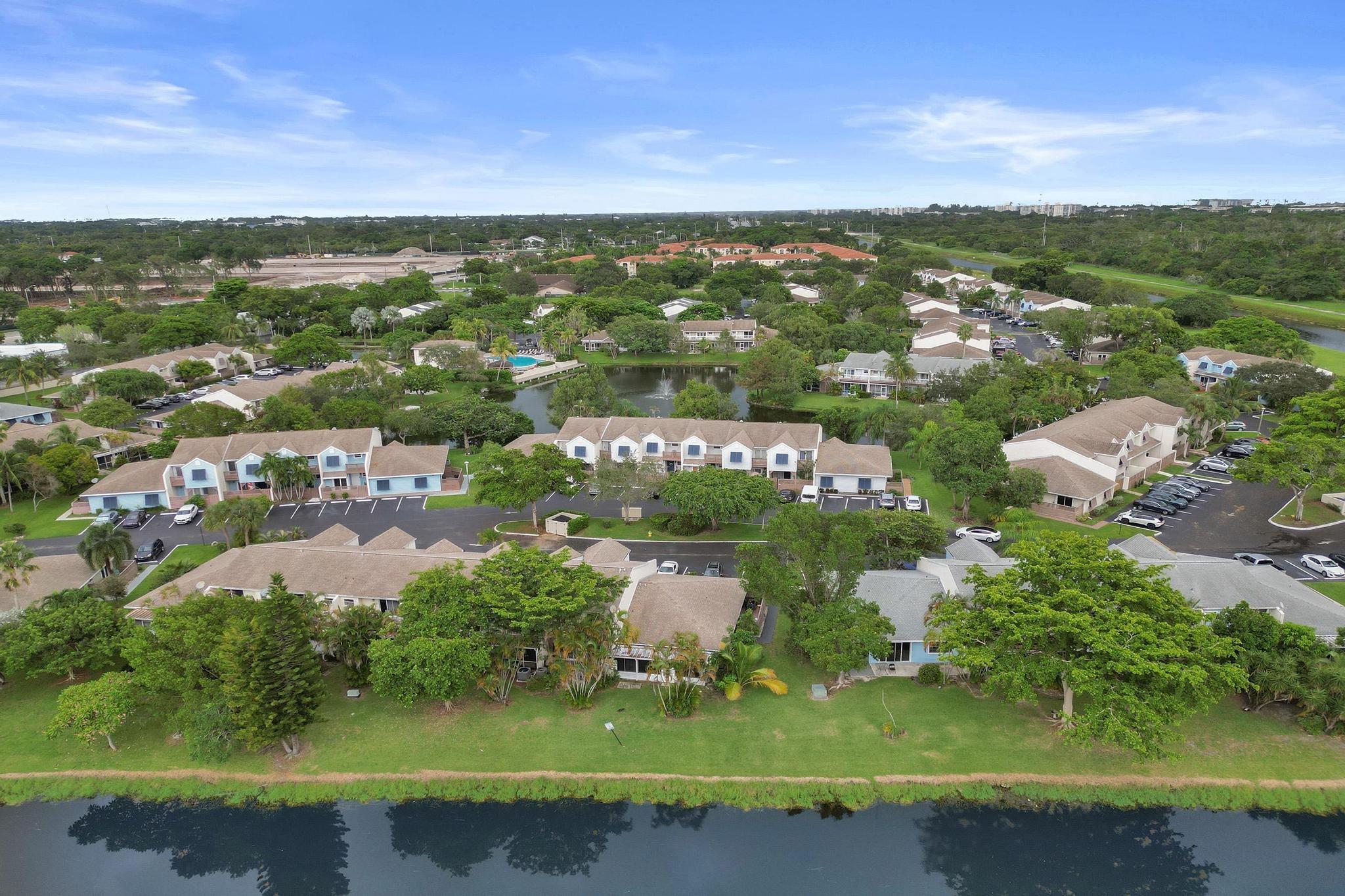 WOODLAKE SHORES - Residential