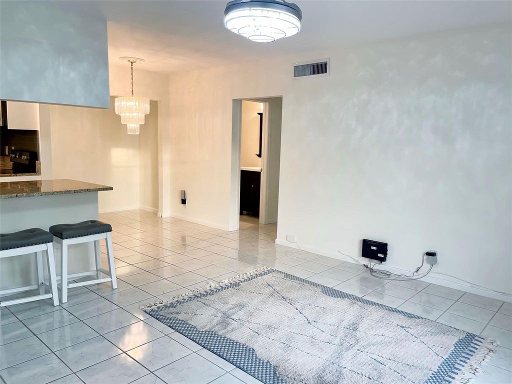 Photo of 2261 NE 67th St #1822, Fort Lauderdale, FL 33308 (MLS # F10424852)